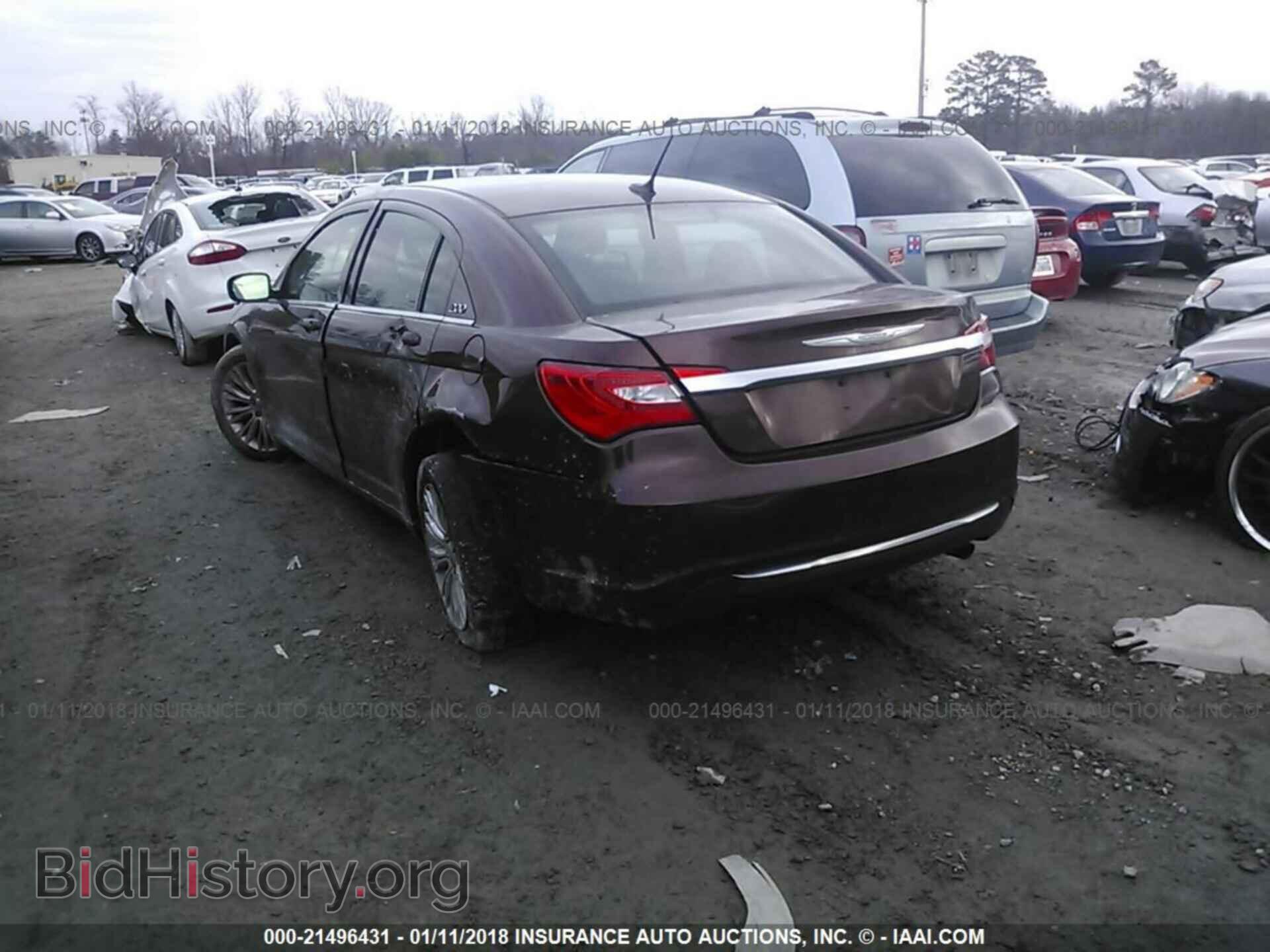 2013 Chrysler 200 - VIN: 1C3CCBAB1DN671576 - Photo 3