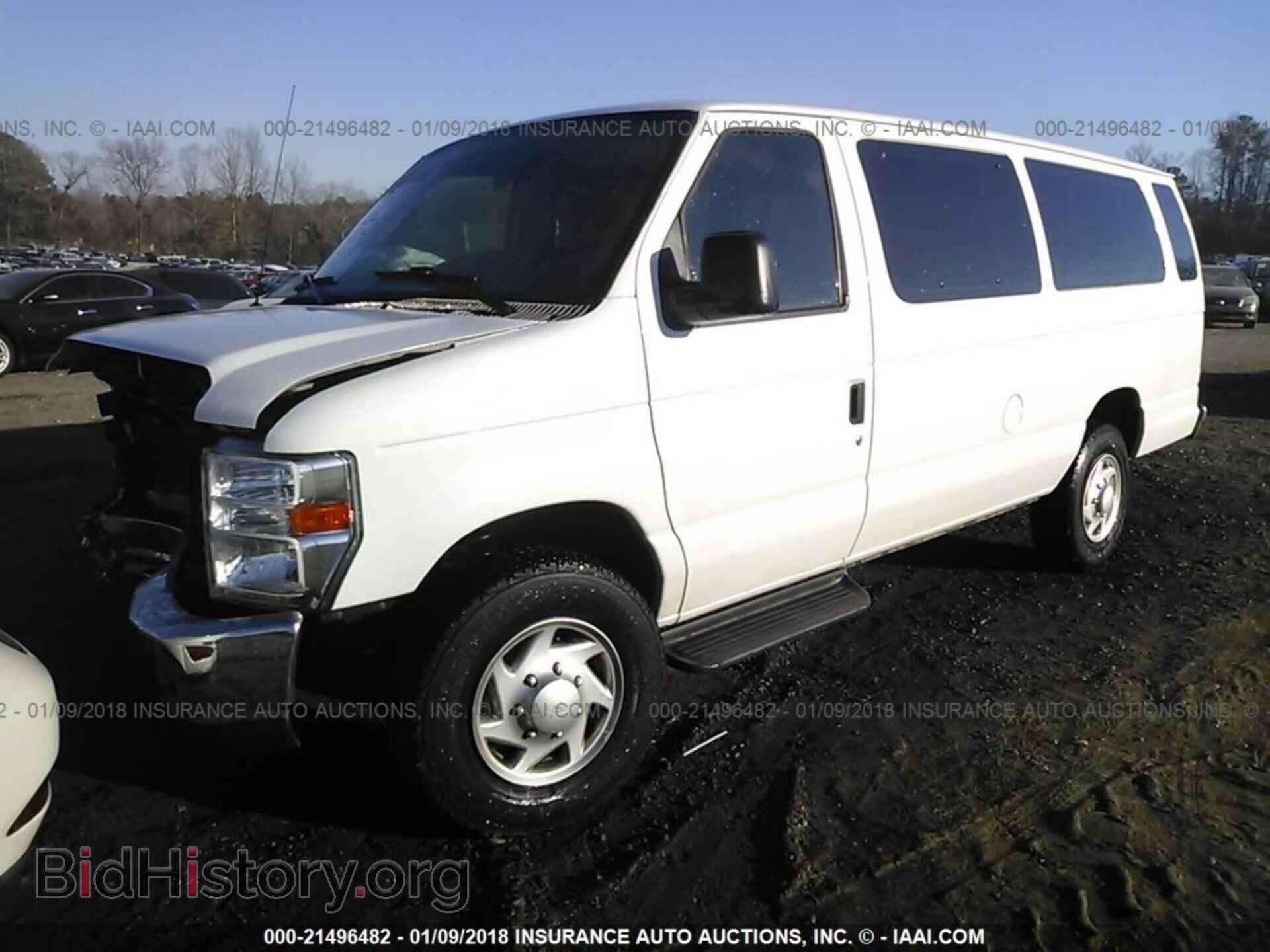 2013 Ford Econoline - VIN: 1FBSS3BL3DDB13293 - Фото 2