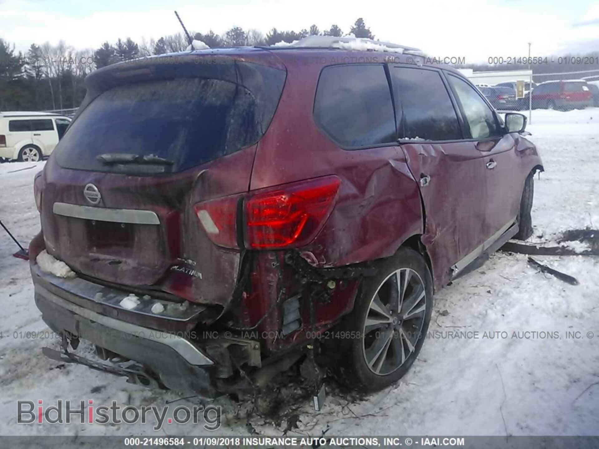 2017 Nissan Pathfinder - VIN: 5N1DR2MM2HC614604 - Фото 4
