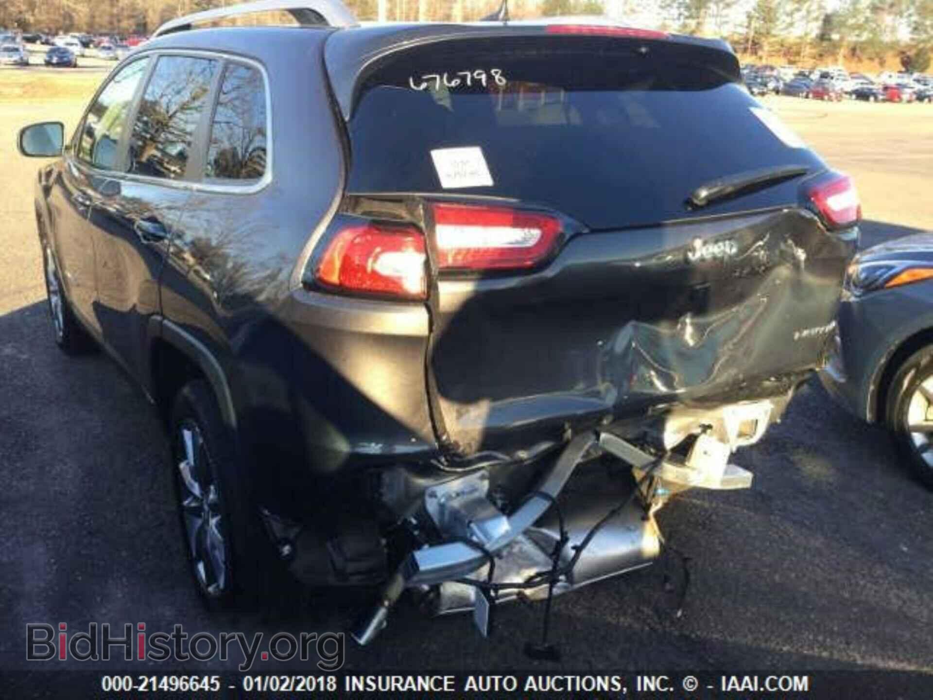 2018 Jeep Cherokee - VIN: 1C4PJLDB6JD568160 - Фото 3
