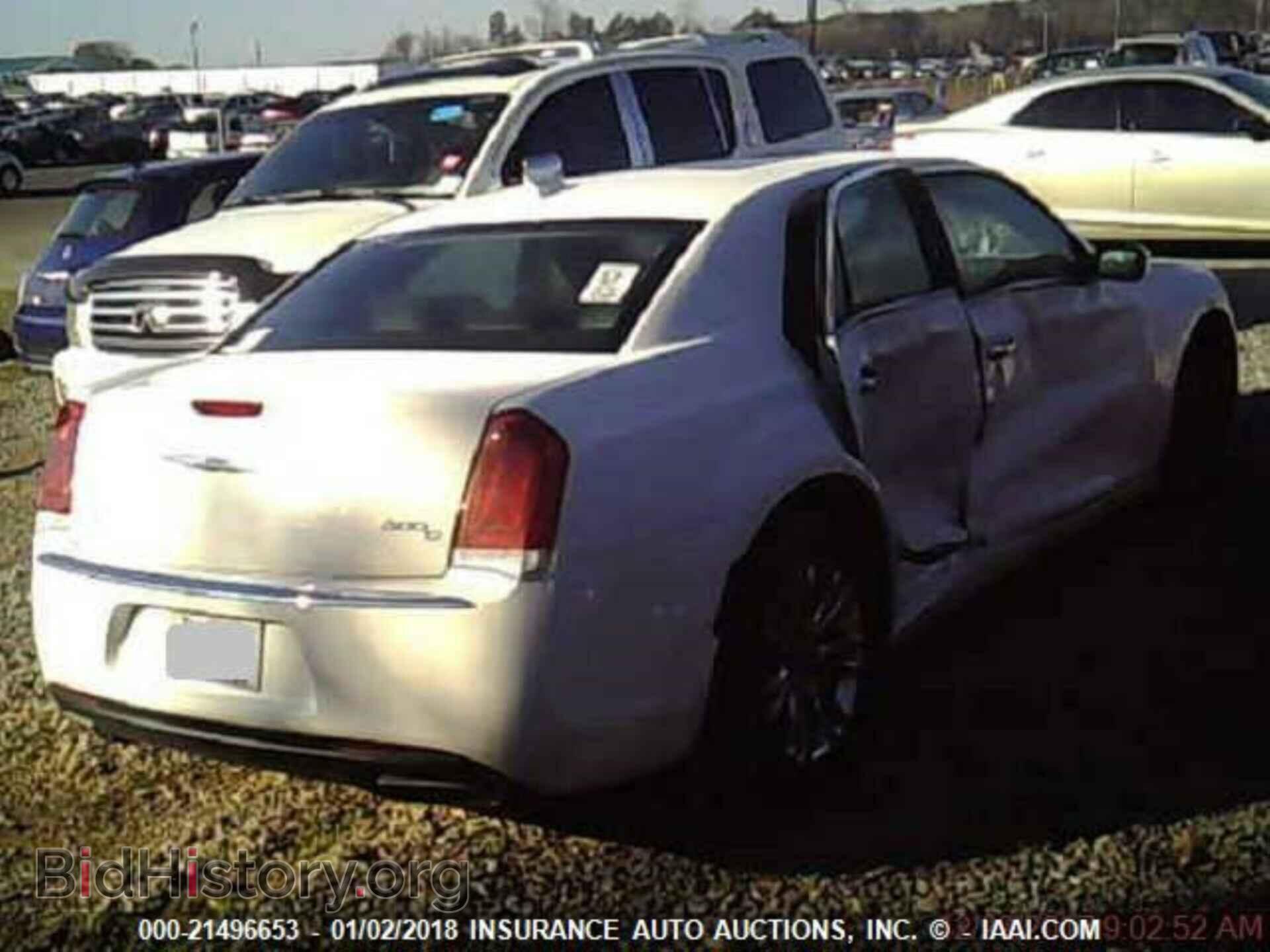 2017 Chrysler 300c - VIN: 2C3CCAEG3HH565001 - Фото 2