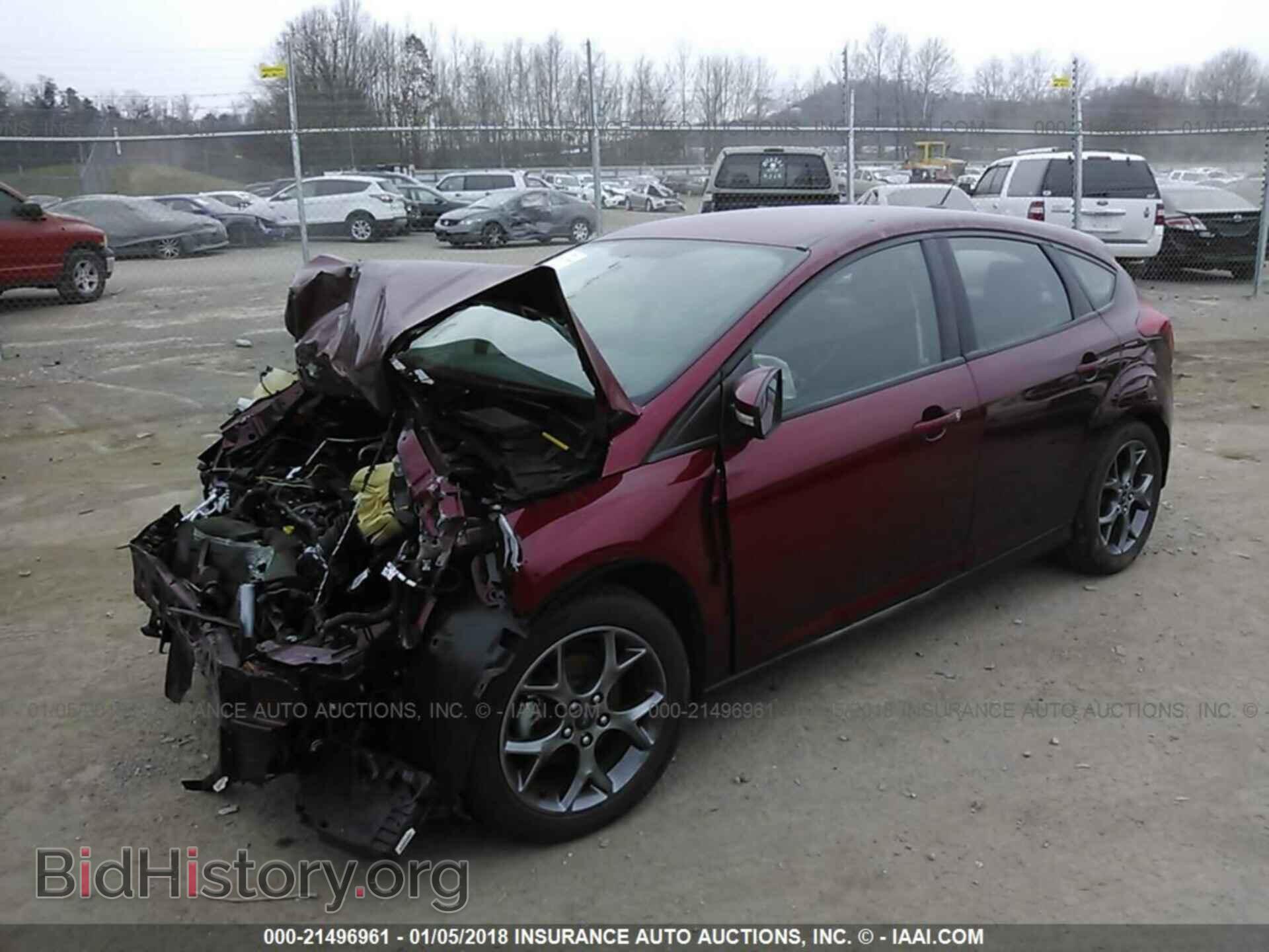 2014 Ford Focus - VIN: 1FADP3K22EL179490 - Photo 2