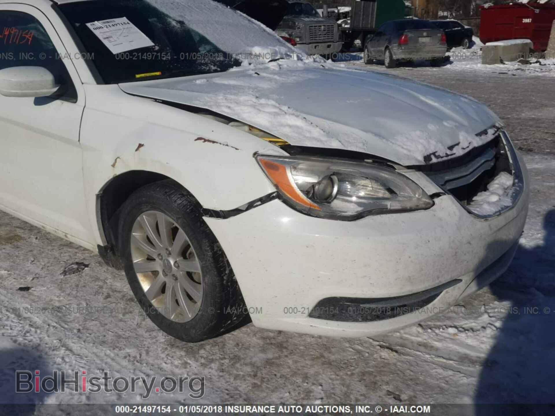 2013 Chrysler 200 - VIN: 1C3CCBBB4DN553469 - Фото 6