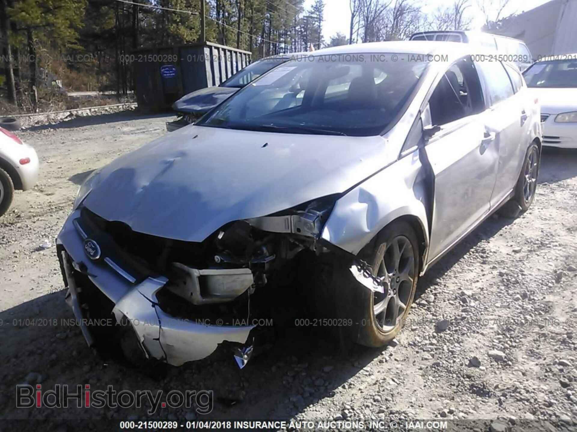 2014 Ford Focus - VIN: 1FADP3K23EL212030 - Photo 2