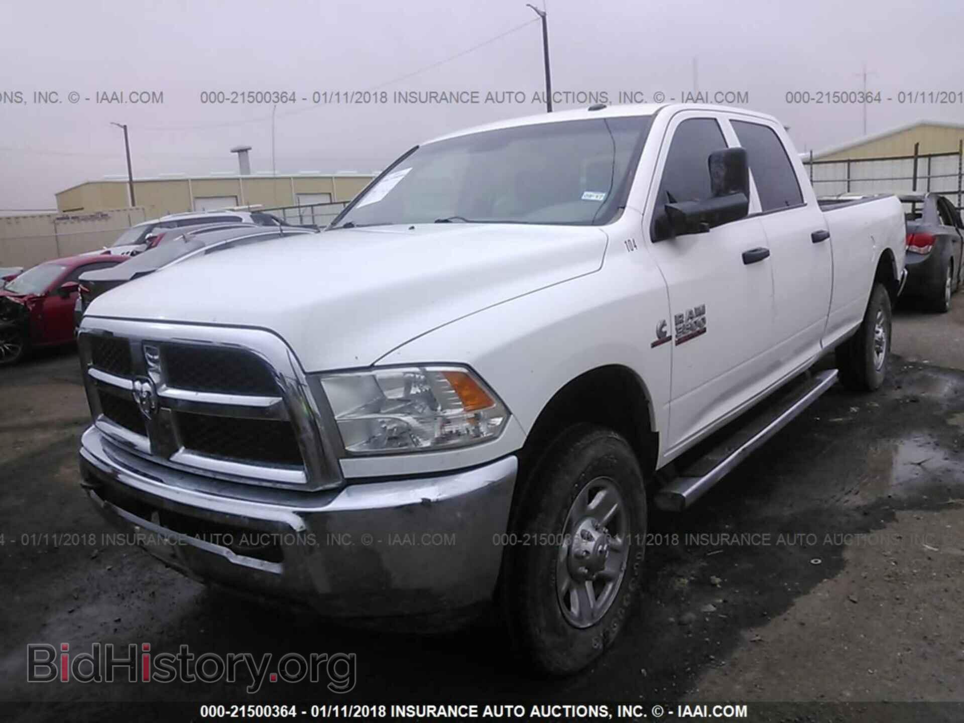 2014 Ram 3500 - VIN: 3C63R3GL8EG275176 - Фото 2