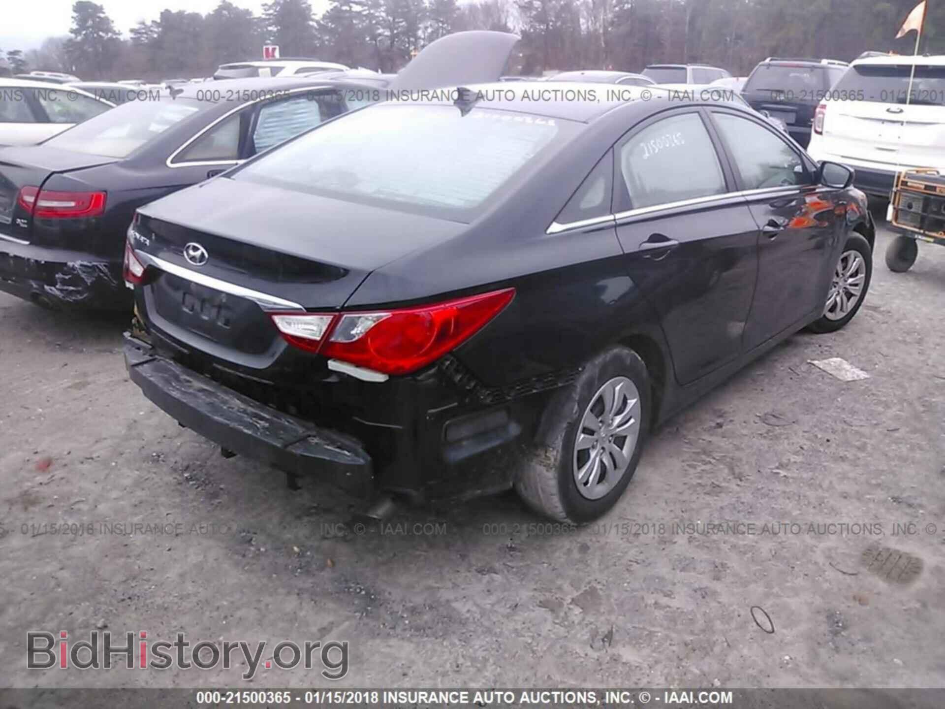2012 Hyundai Sonata - VIN: 5NPEB4AC6CH447813 - Фото 4