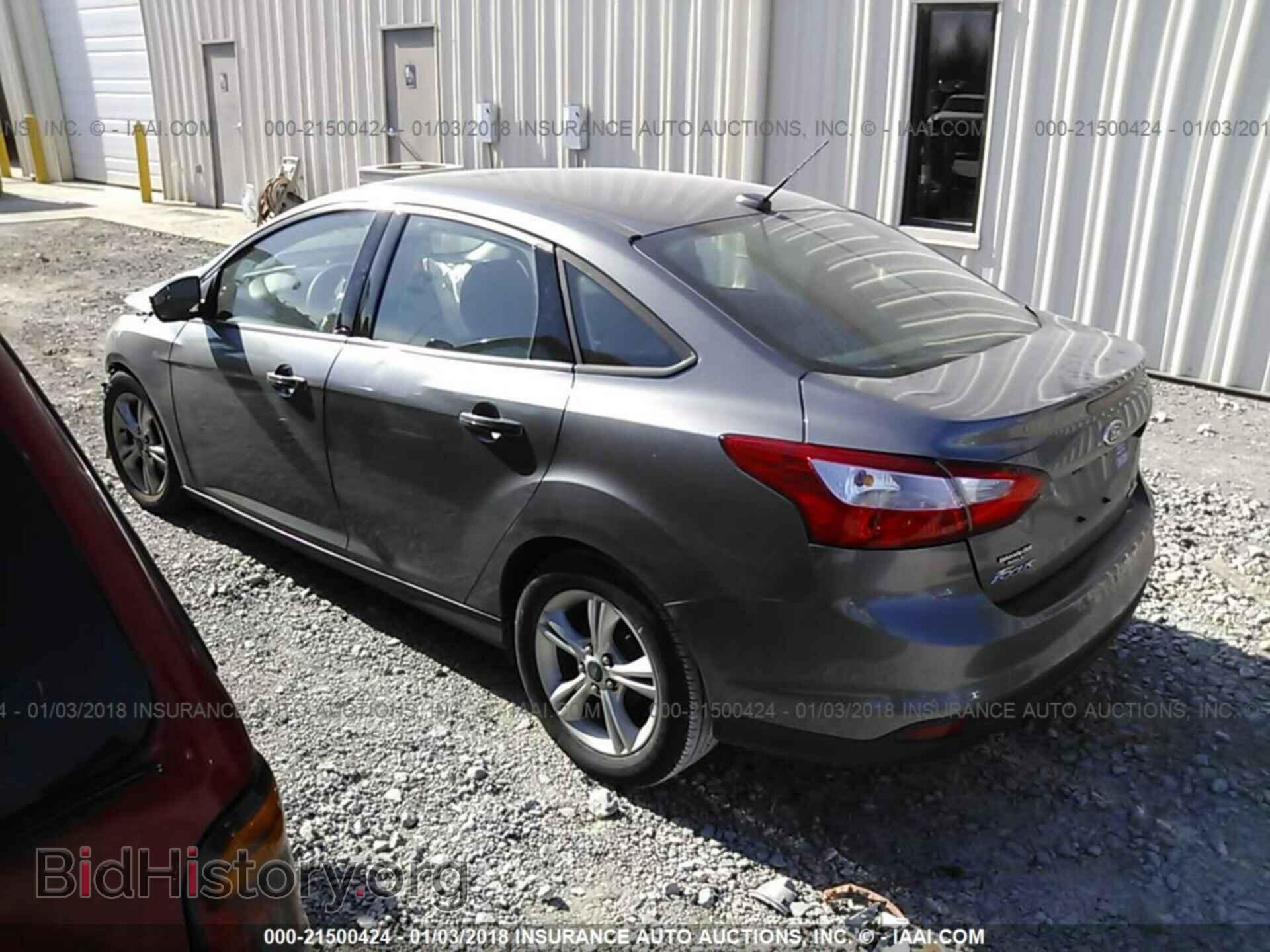 2014 Ford Focus - VIN: 1FADP3F26EL447435 - Фото 3