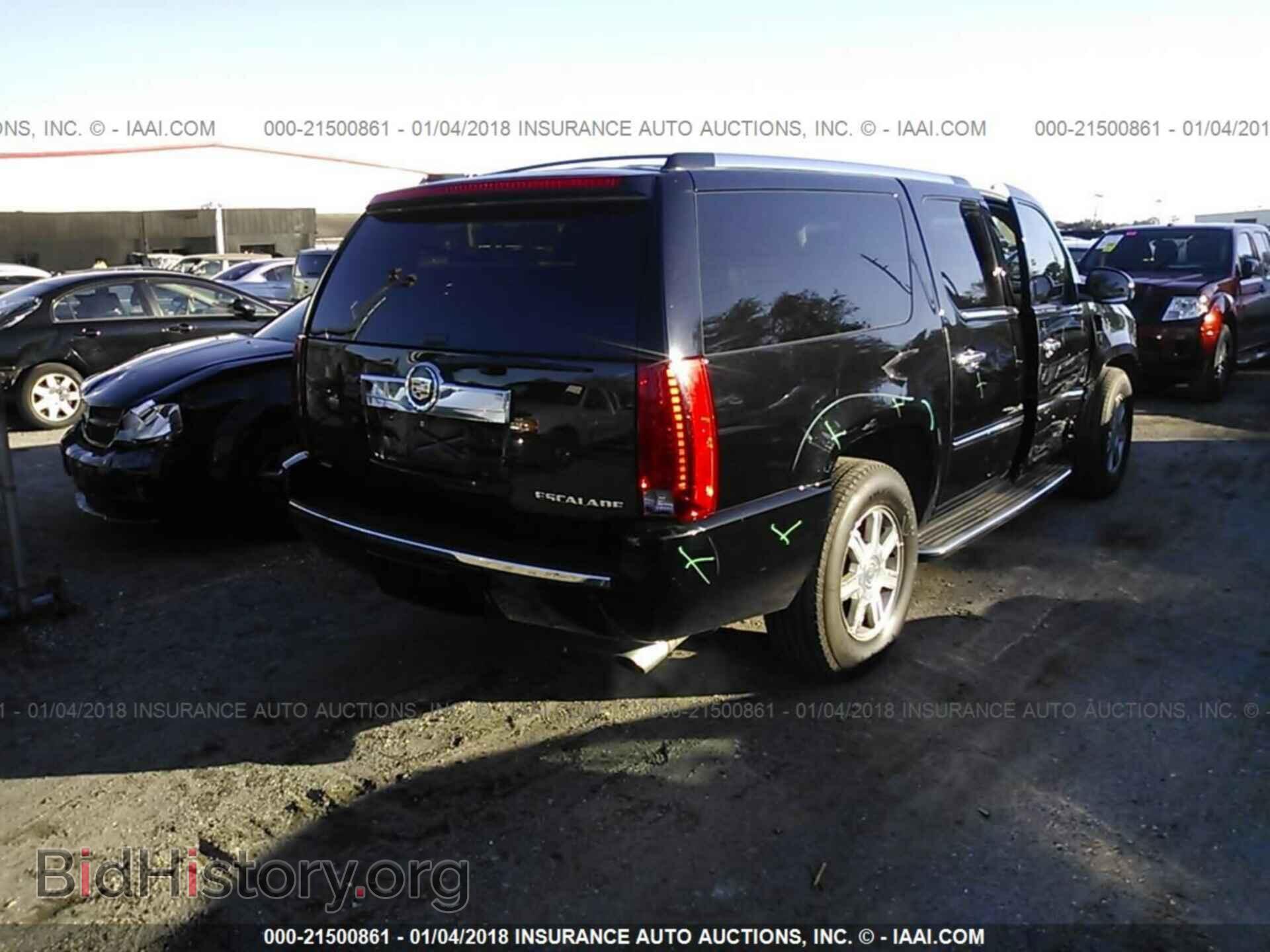 2013 Cadillac Escalade - VIN: 1GYS3GEF7DR378043 - Фото 4