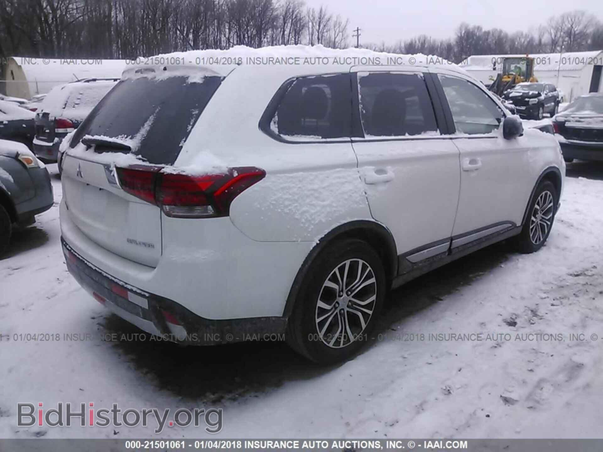 2016 Mitsubishi Outlander - VIN: JA4AD2A3XGZ017871 - Фото 4