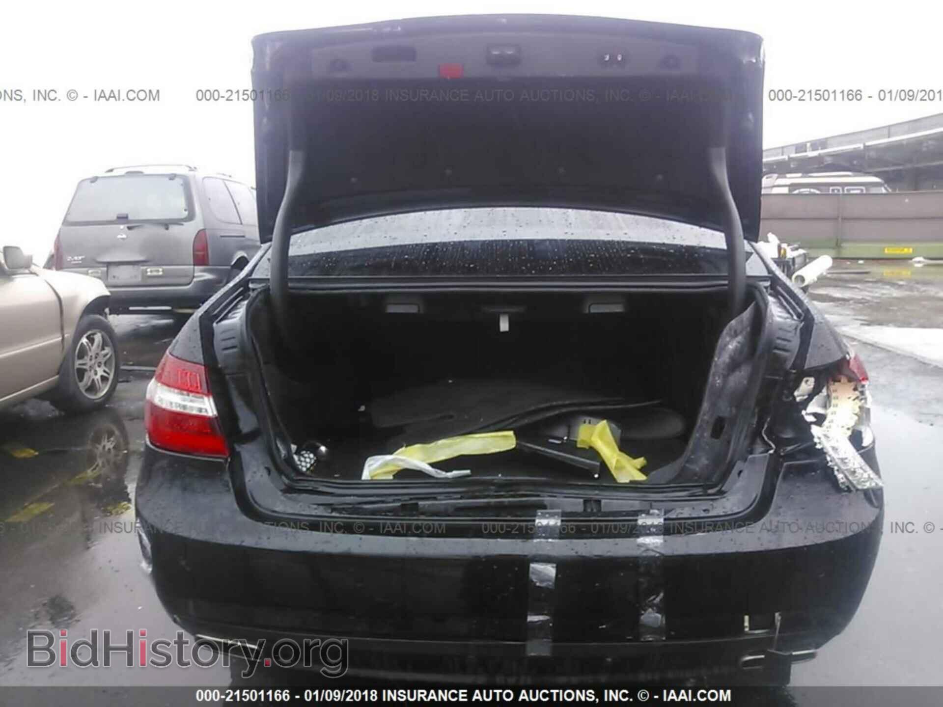 2011 Mercedes-benz E - VIN: WDDHF5GB3BA435409 - Фото 6