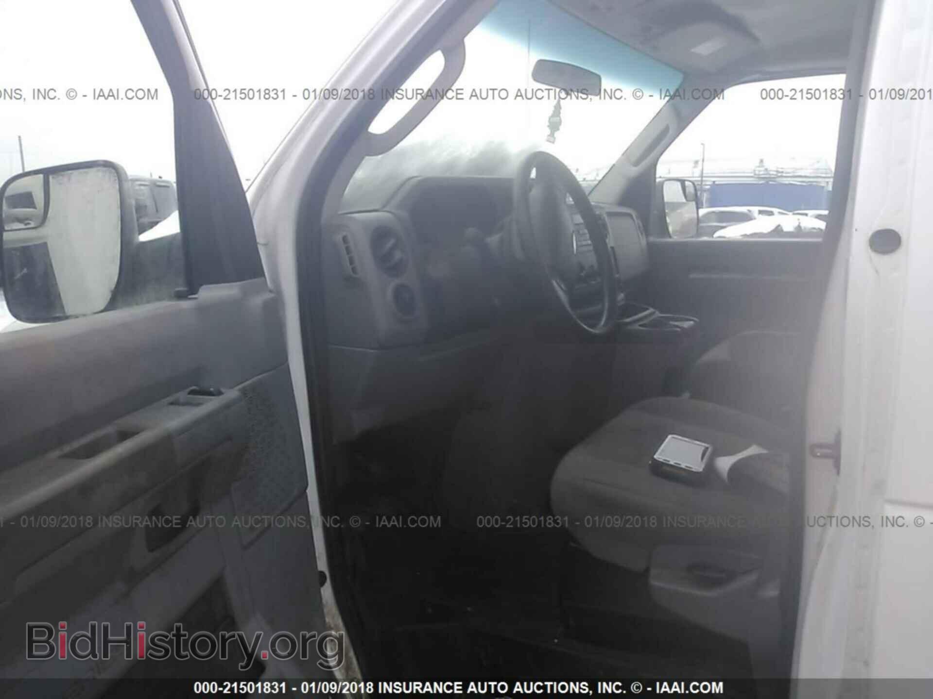 2011 Ford Econoline - VIN: 1FTSE3EL6BDA47141 - Photo 5