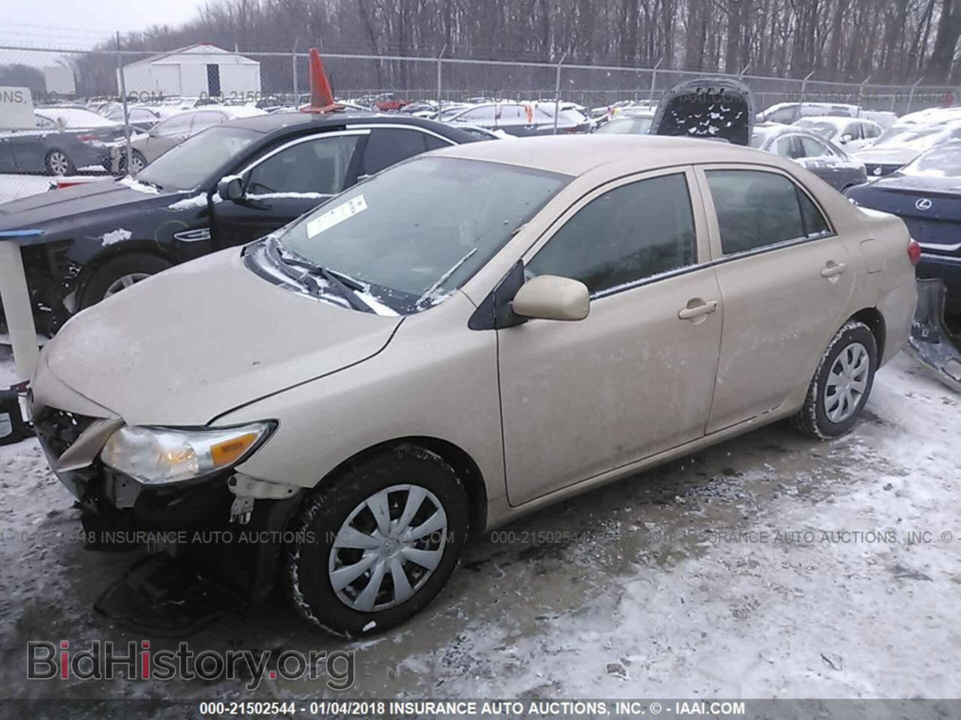 2013 Toyota Corolla - VIN: 5YFBU4EE2DP218221 - Фото 2