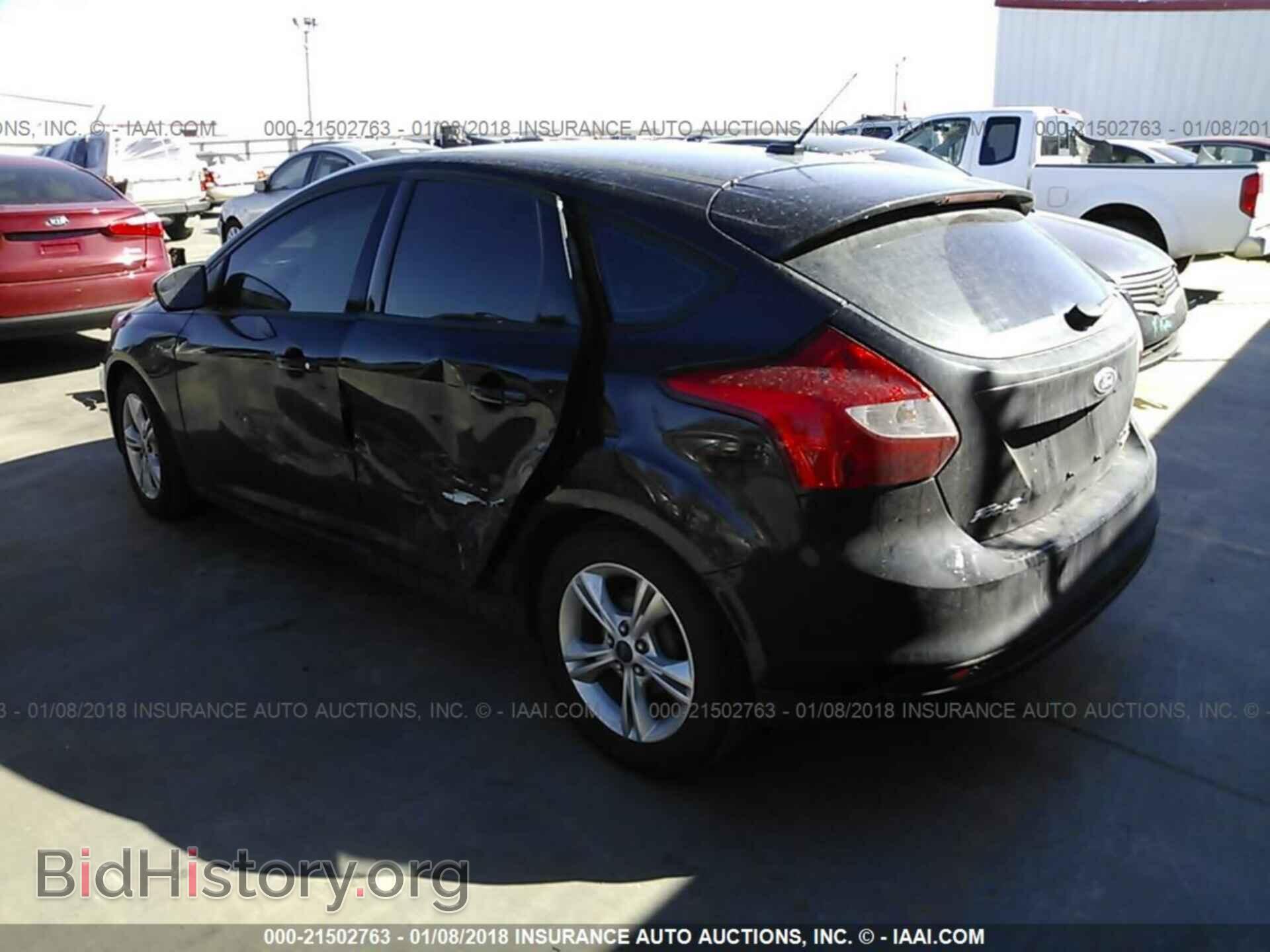 2013 Ford Focus - VIN: 1FADP3K22DL372379 - Photo 3