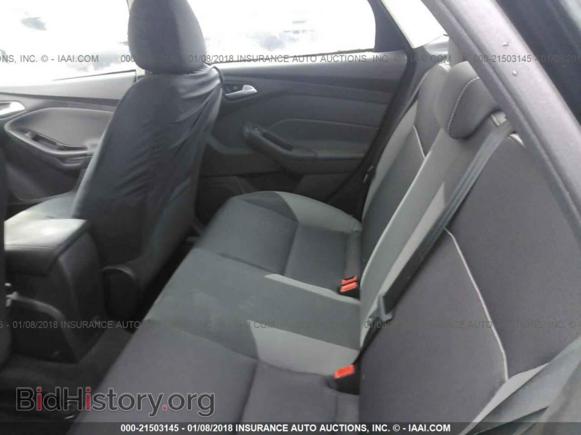 2014 Ford Focus - VIN: 1FADP3F2XEL347774 - Photo 8