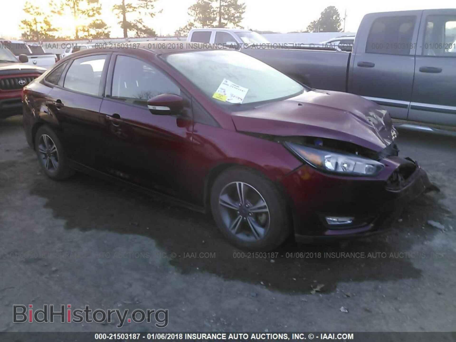 Photo 1FADP3FE0GL249642 - Ford Focus 2016