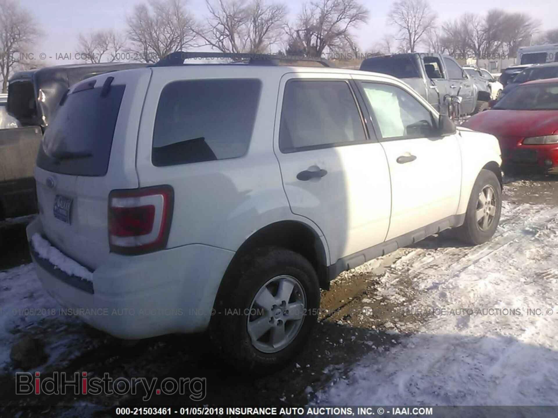 2012 Ford Escape - VIN: 1FMCU0D70CKC31140 - Photo 4