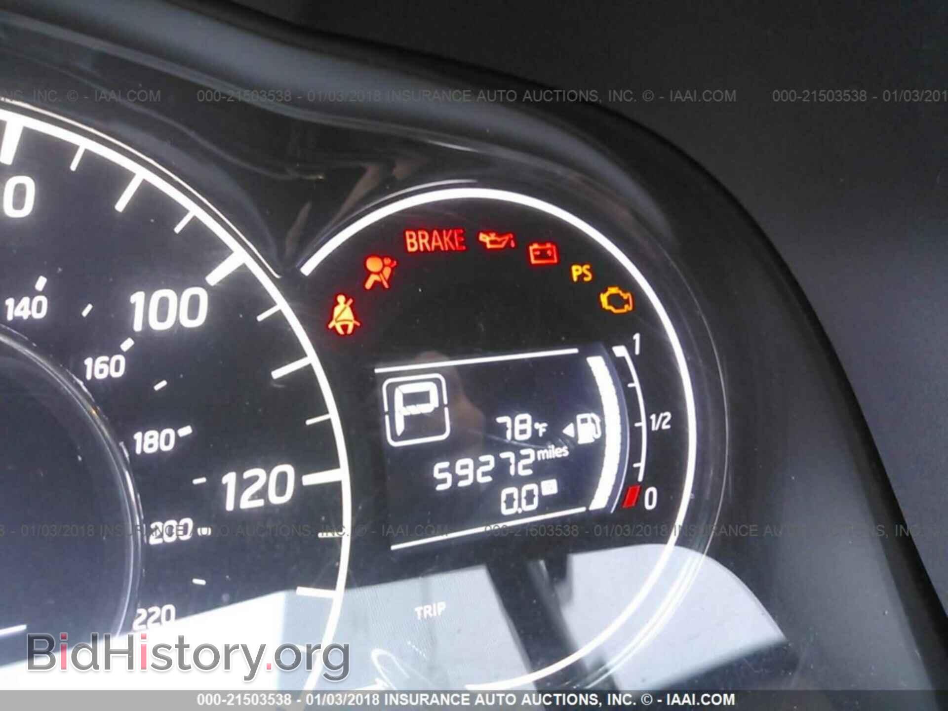 2015 Nissan Versa note - VIN: 3N1CE2CP0FL384878 - Photo 7
