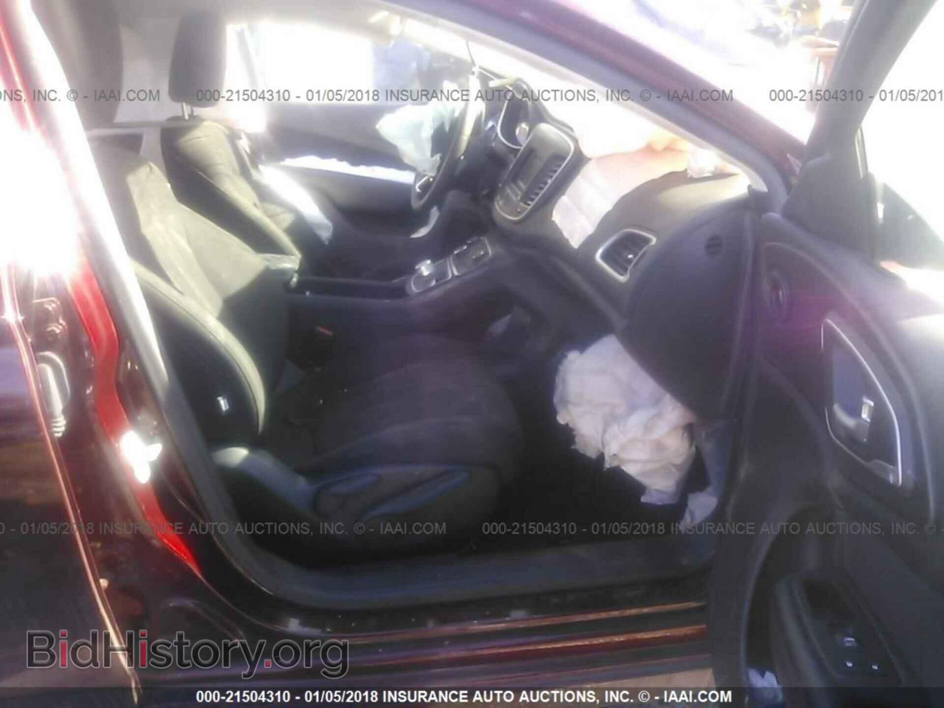 2015 Chrysler 200 - VIN: 1C3CCCAB5FN571974 - Photo 5
