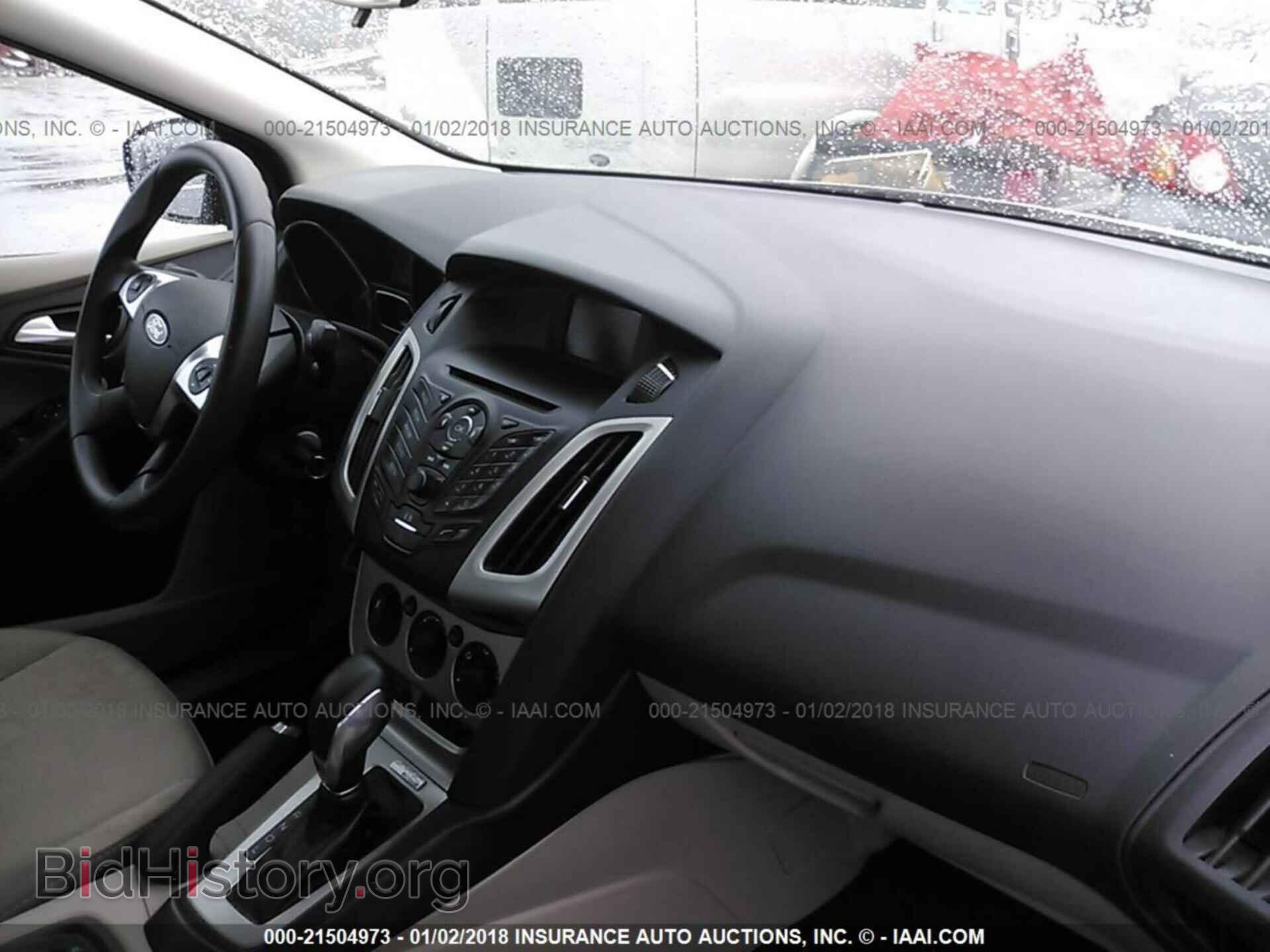 2014 Ford Focus - VIN: 1FADP3F22EL413301 - Фото 5
