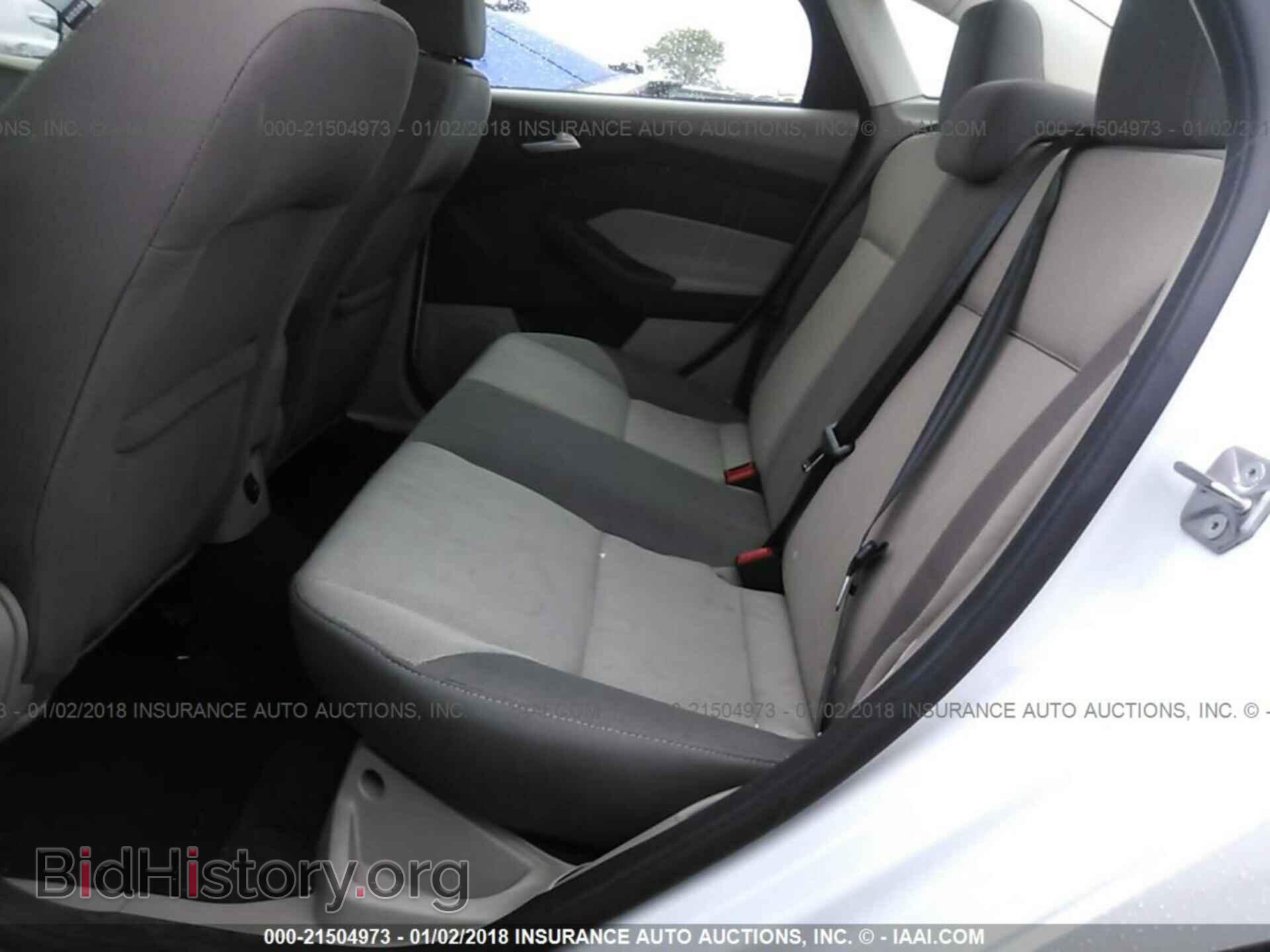 2014 Ford Focus - VIN: 1FADP3F22EL413301 - Фото 8