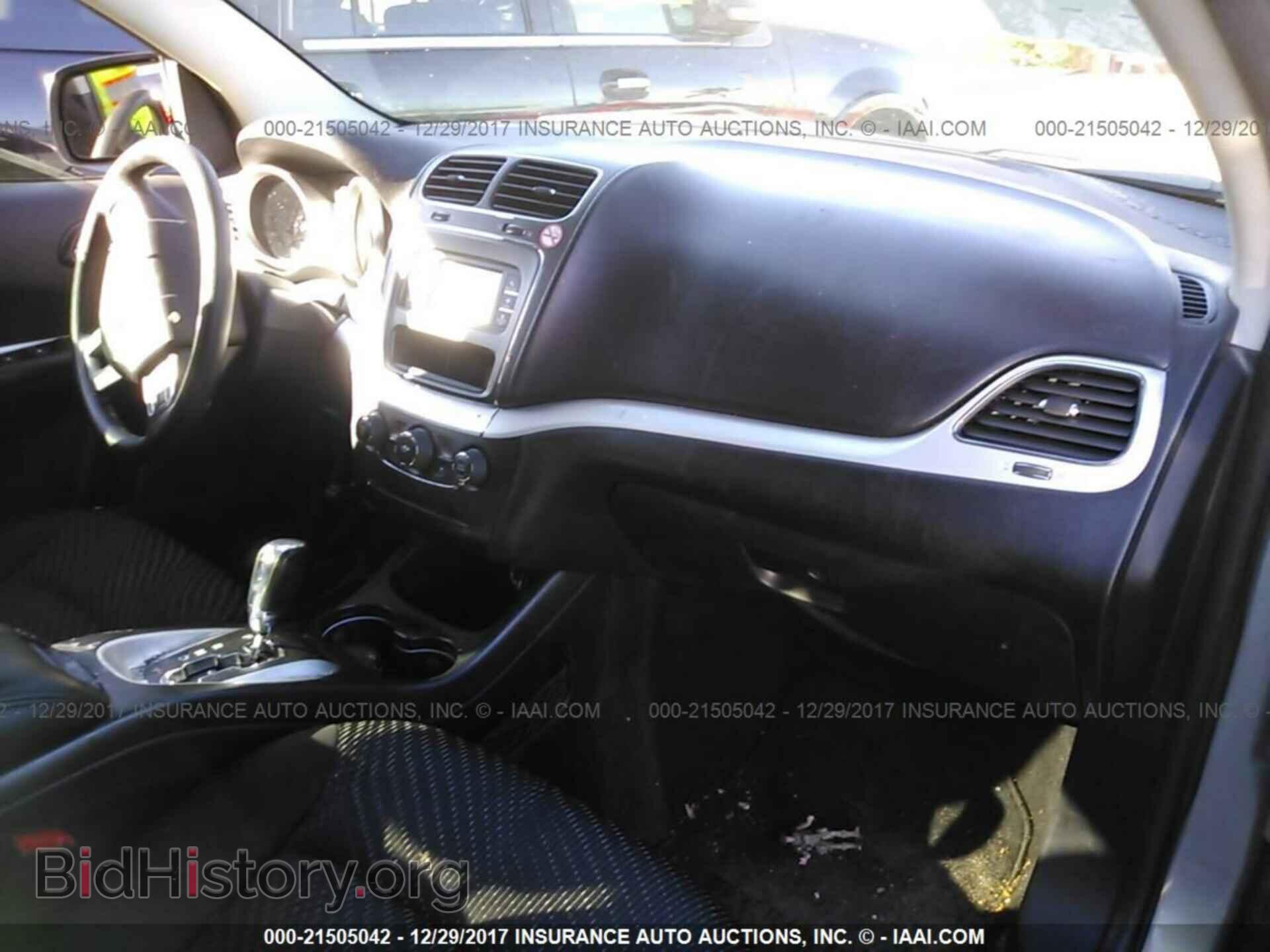 2016 Dodge Journey - VIN: 3C4PDCBG3GT214525 - Фото 5
