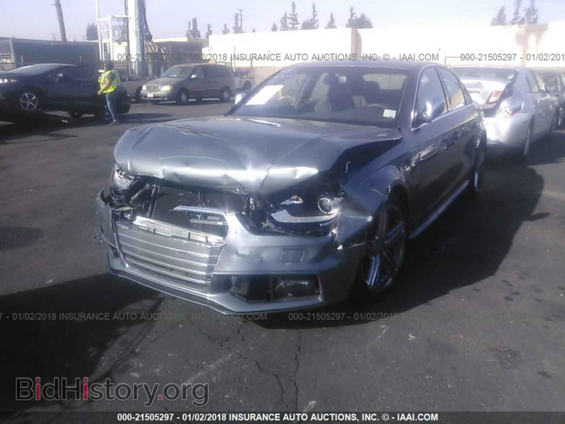 2014 Audi S4 - VIN: WAUBGAFL3EA109062 - Фото 2