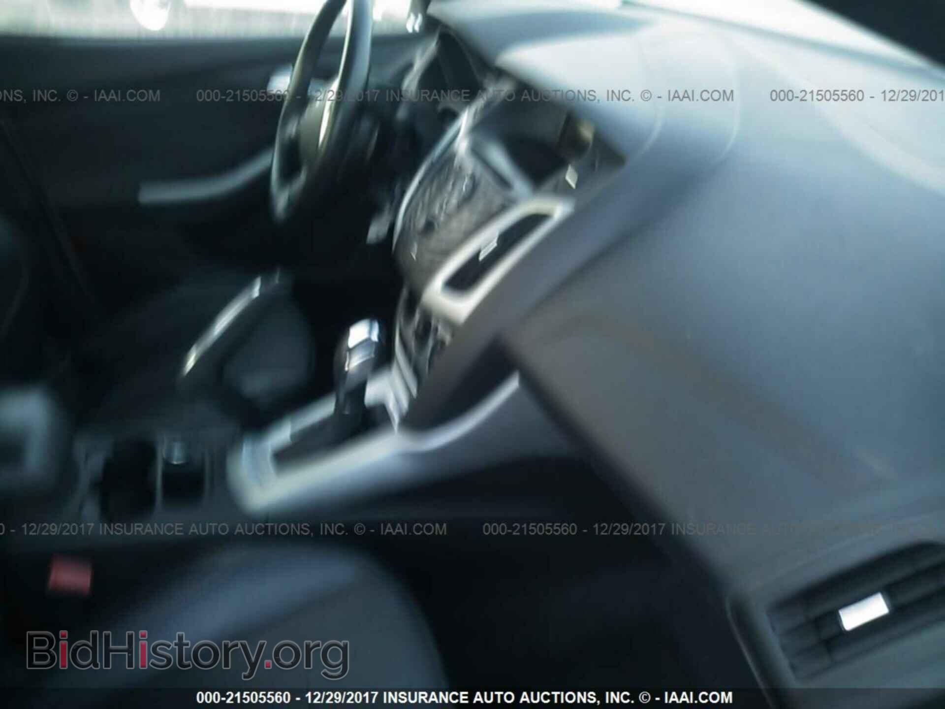 2013 Ford Focus - VIN: 1FADP3F24DL277655 - Photo 5