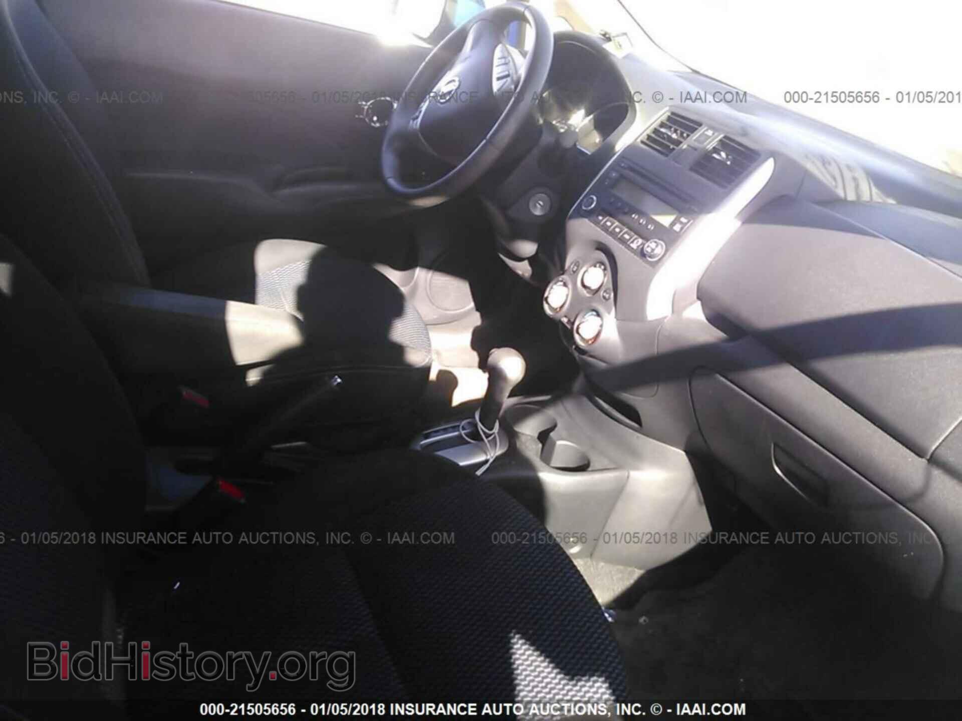 2014 Nissan Versa note - VIN: 3N1CE2CP2EL429950 - Фото 5
