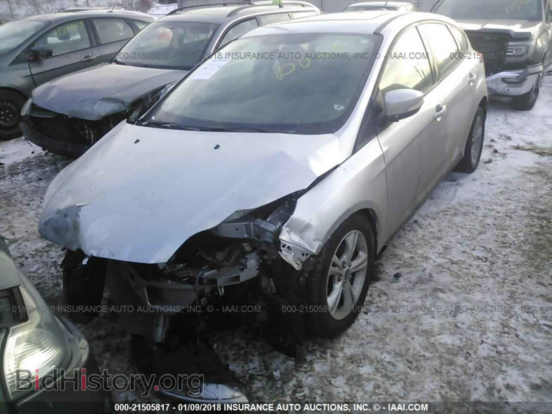 2014 Ford Focus - VIN: 1FADP3K22EL200337 - Фото 2