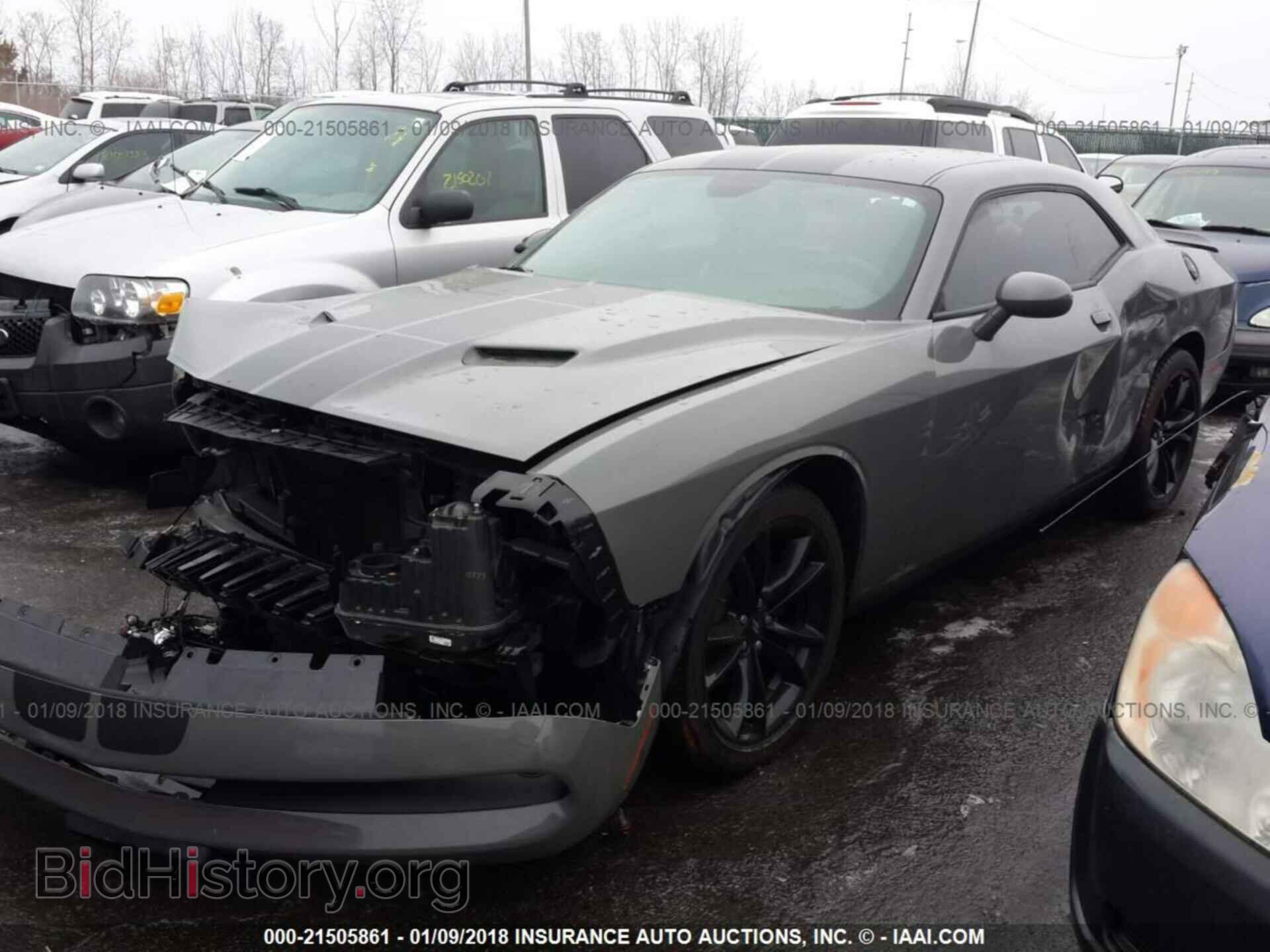 2017 Dodge Challenger - VIN: 2C3CDZAG4HH600906 - Фото 2