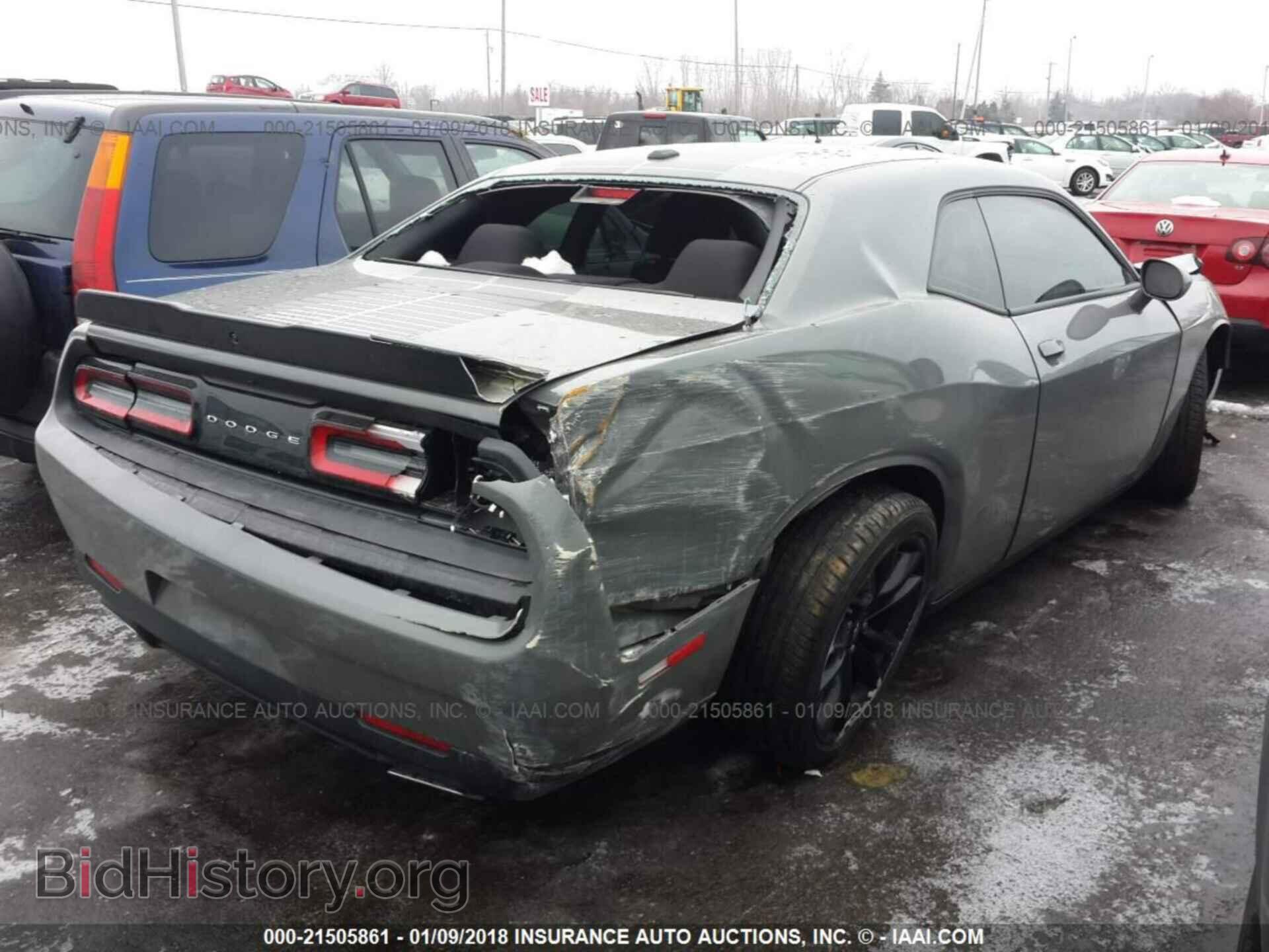 2017 Dodge Challenger - VIN: 2C3CDZAG4HH600906 - Фото 4