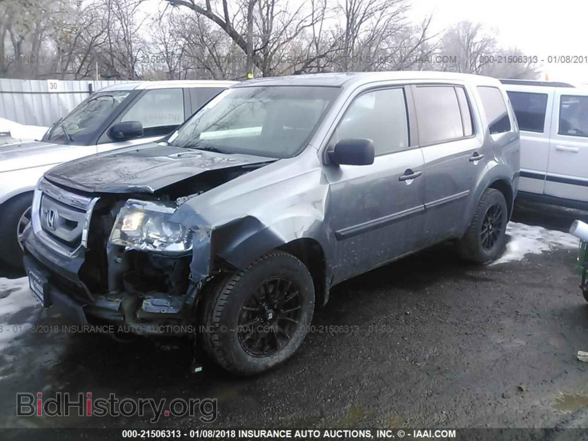 2011 Honda Pilot - VIN: 5FNYF4H25BB088448 - Фото 2