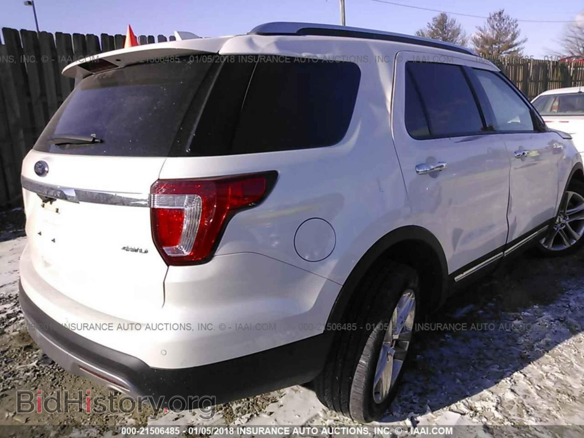 2016 Ford Explorer - VIN: 1FM5K8F82GGB50247 - Photo 4