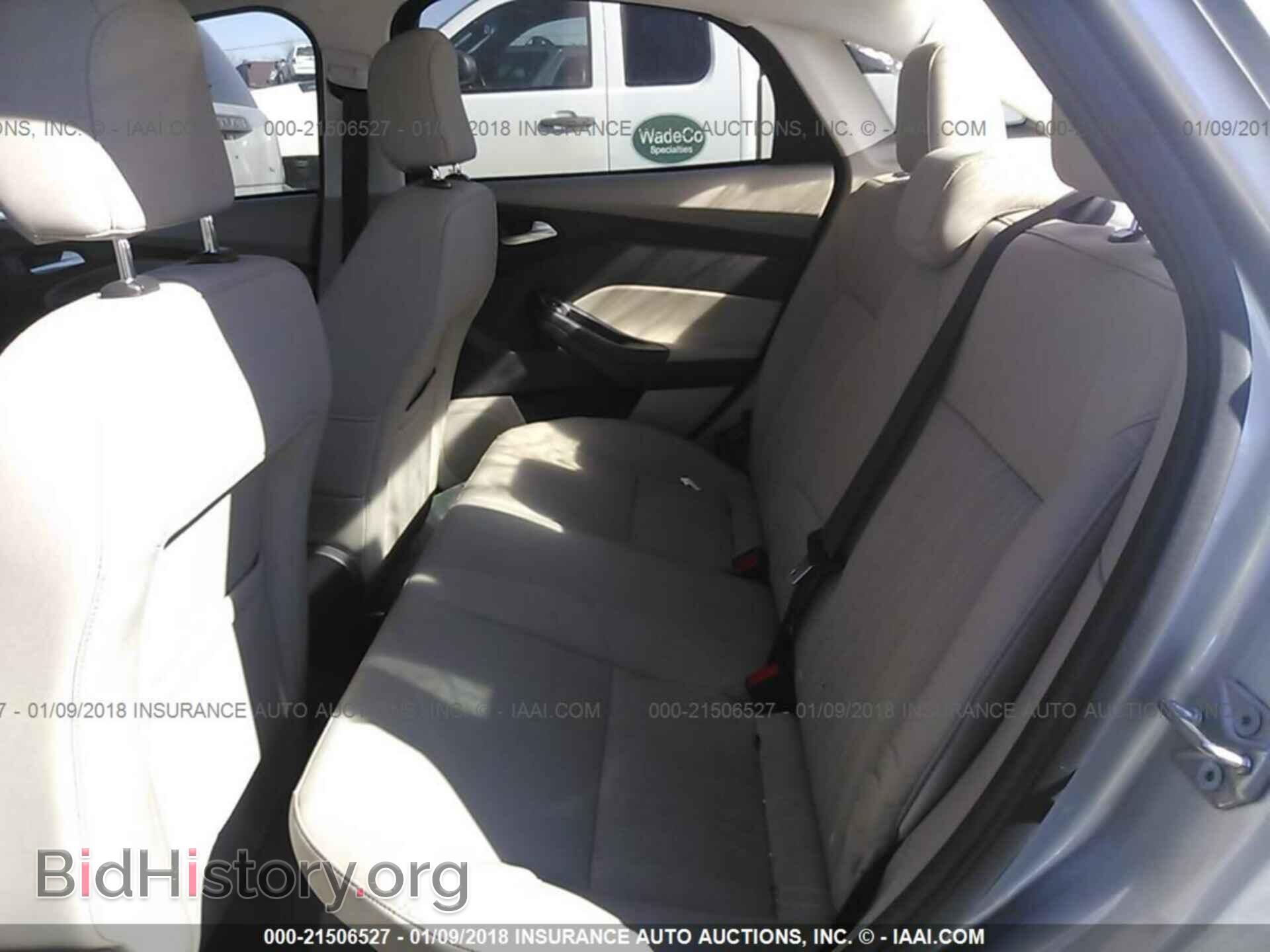 2016 Ford Focus - VIN: 1FADP3F28GL360865 - Фото 8