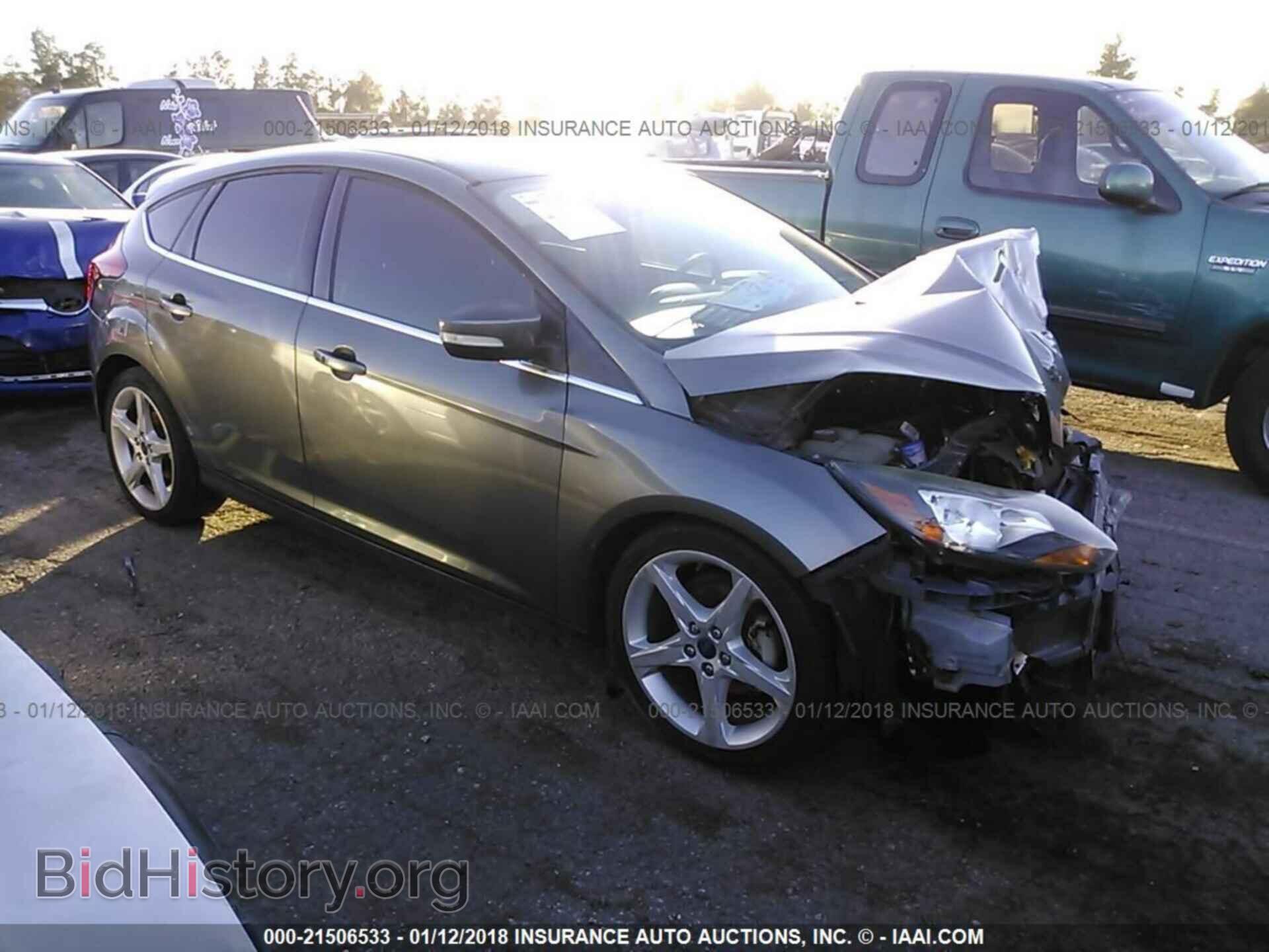 Photo 1FAHP3N21CL324352 - Ford Focus 2012