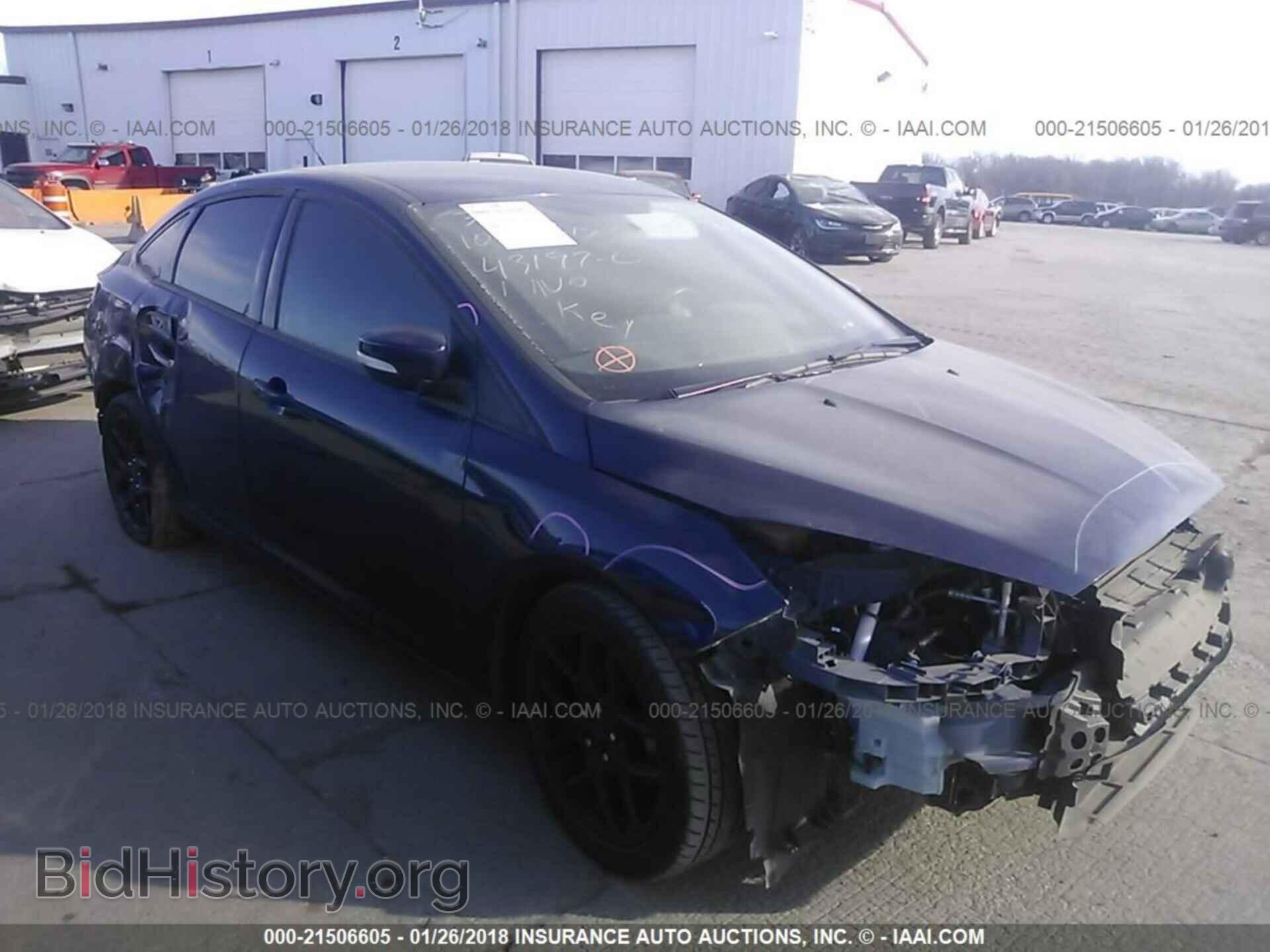 Photo 1FADP3F2XGL307634 - Ford Focus 2016