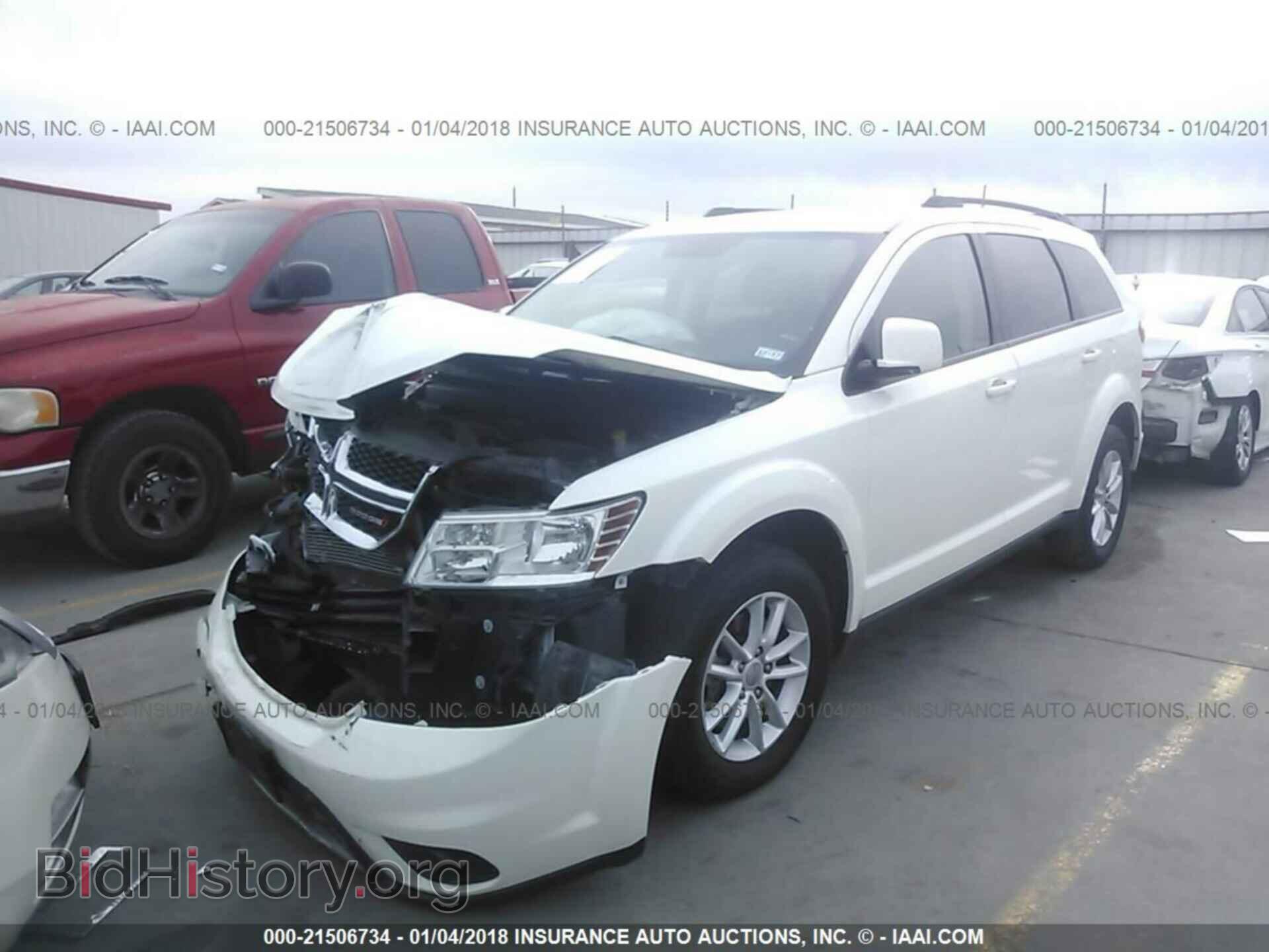 2015 Dodge Journey - VIN: 3C4PDCBGXFT696599 - Photo 2