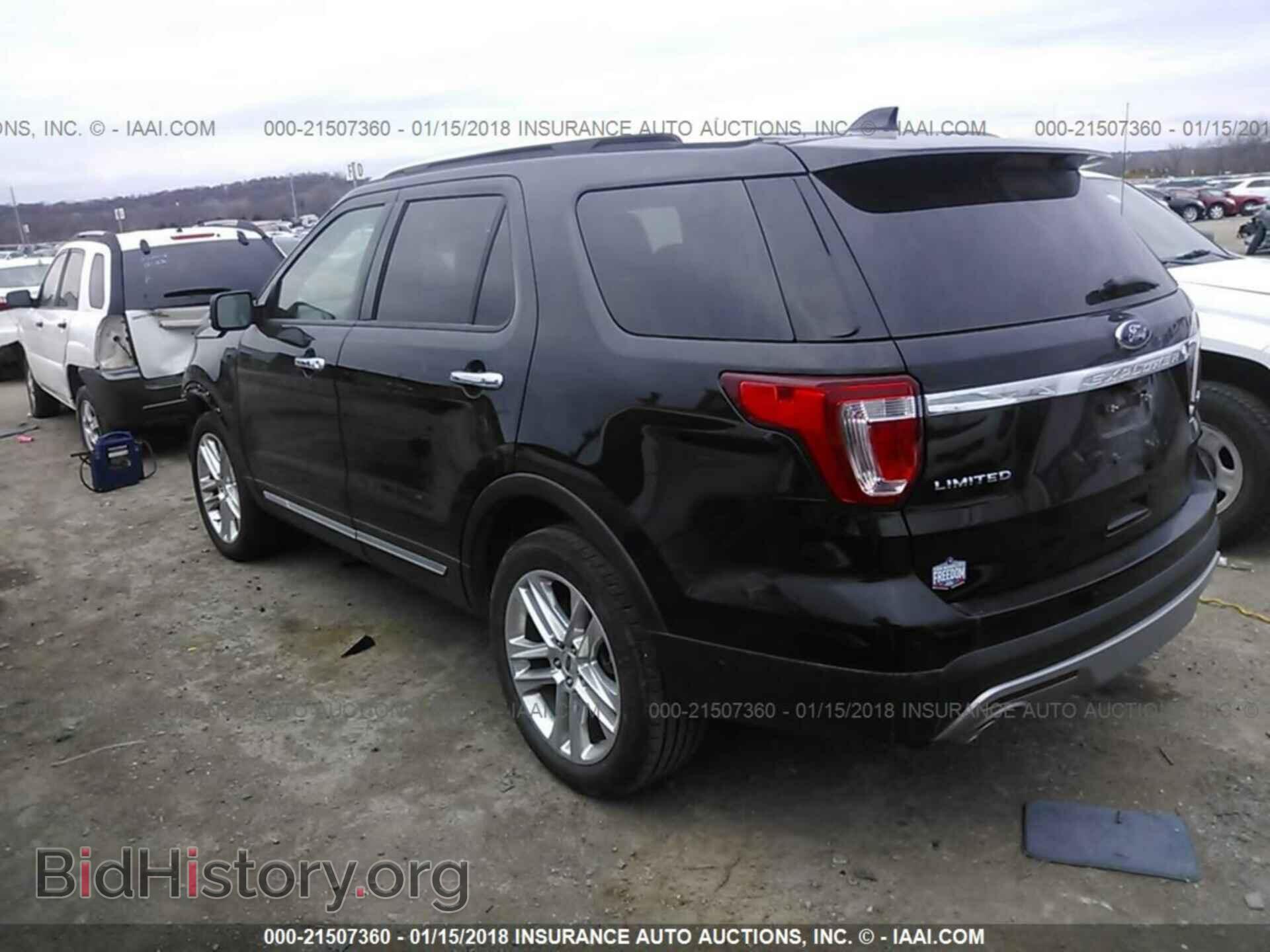 2016 Ford Explorer - VIN: 1FM5K8F82GGC85969 - Photo 3