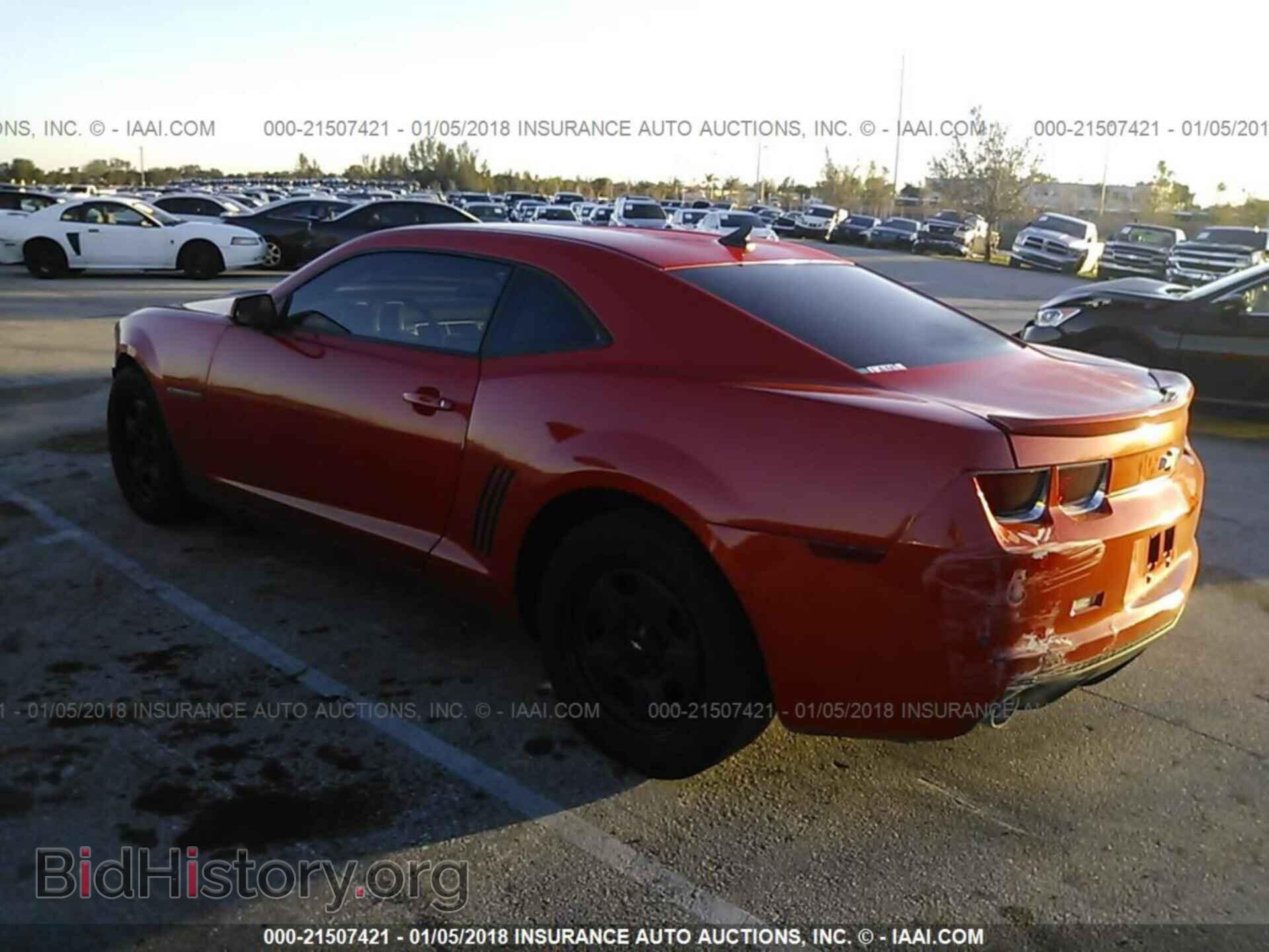 2012 Chevrolet Camaro - VIN: 2G1FE1E35C9104460 - Фото 3