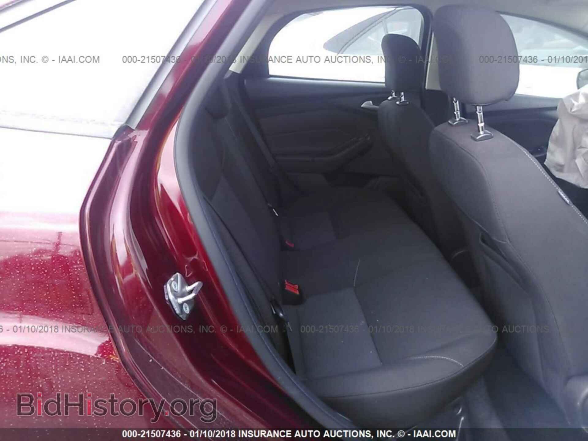 2015 Ford Focus - VIN: 1FADP3F28FL273126 - Photo 8