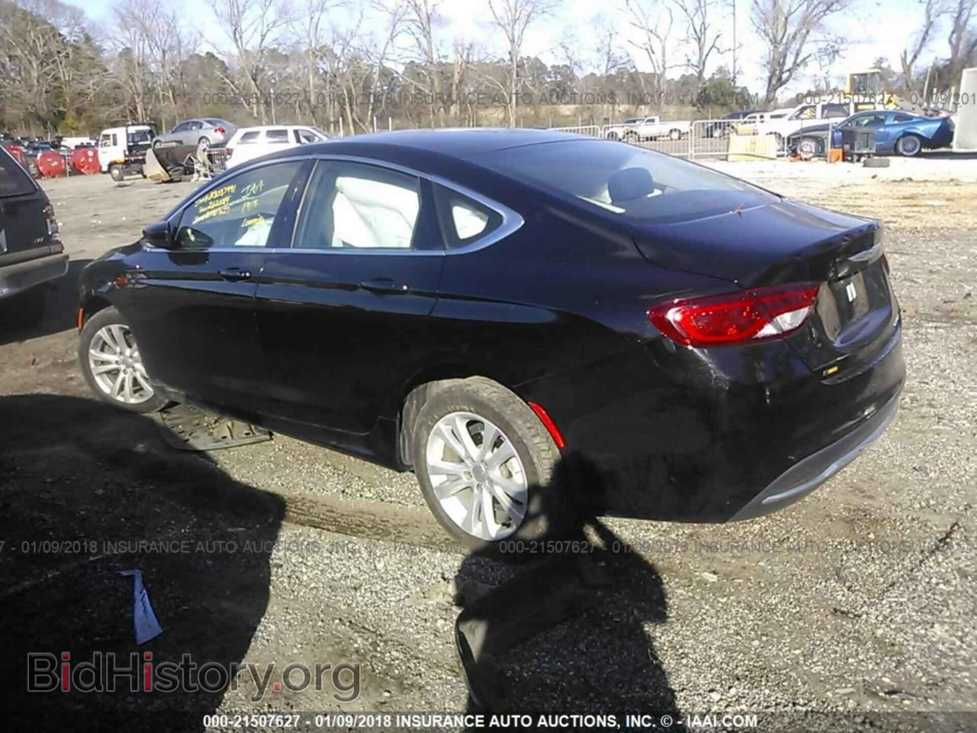2015 Chrysler 200 - VIN: 1C3CCCAB2FN718669 - Photo 3