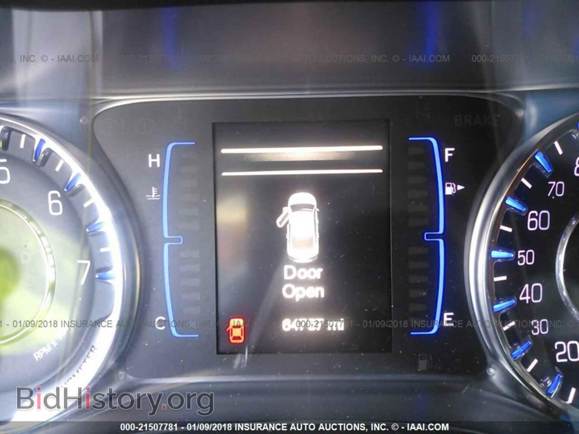 2015 Chrysler 200 - VIN: 1C3CCCAB8FN588624 - Photo 7