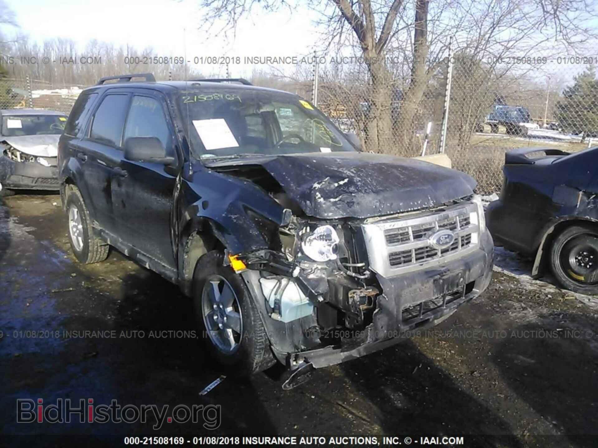 Photo 1FMCU0D72BKB22967 - Ford Escape 2011