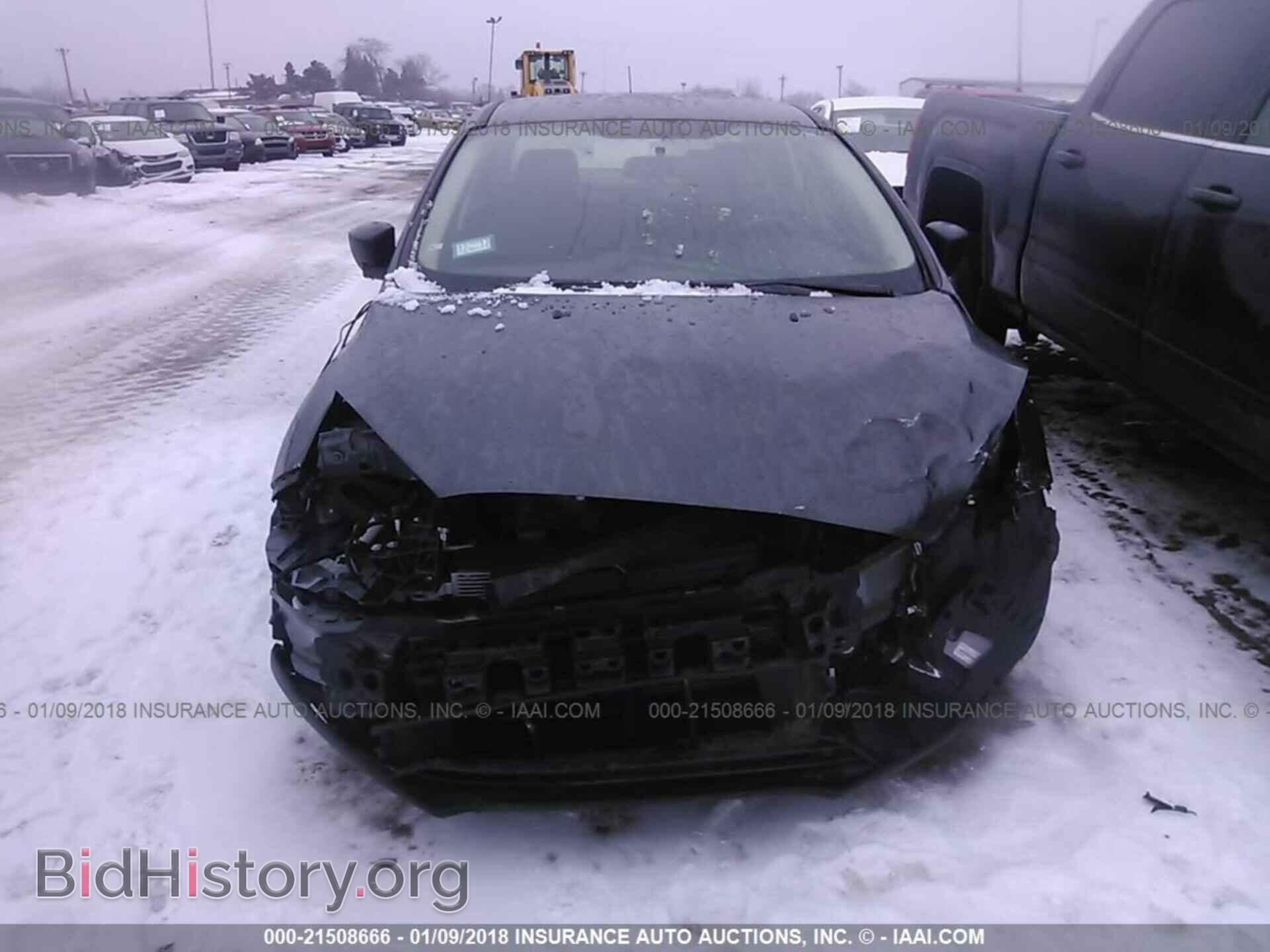 2016 Ford Focus - VIN: 1FADP3E24GL224444 - Photo 6