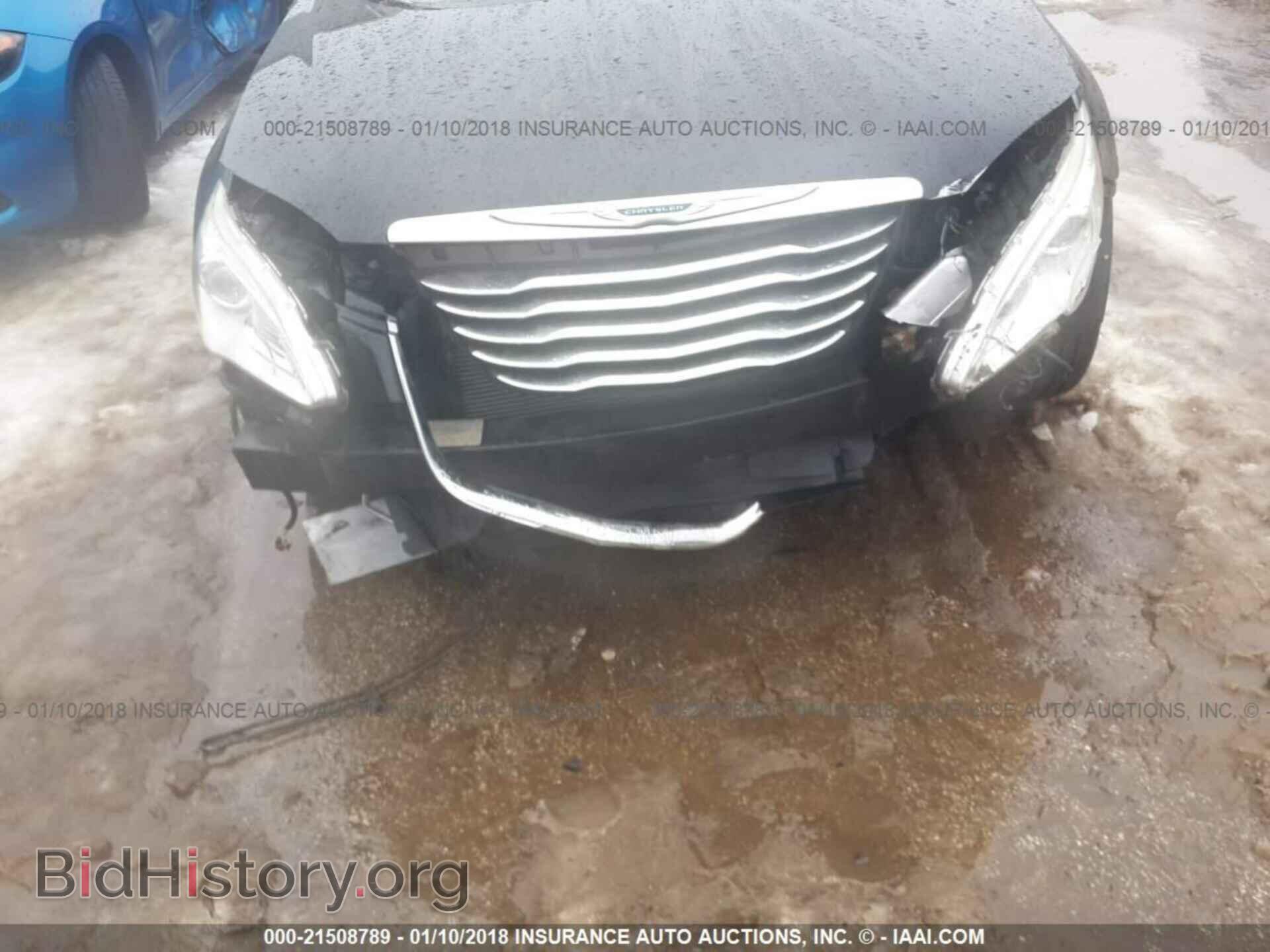 2011 Chrysler 200 - VIN: 1C3BC2FG3BN518548 - Photo 6