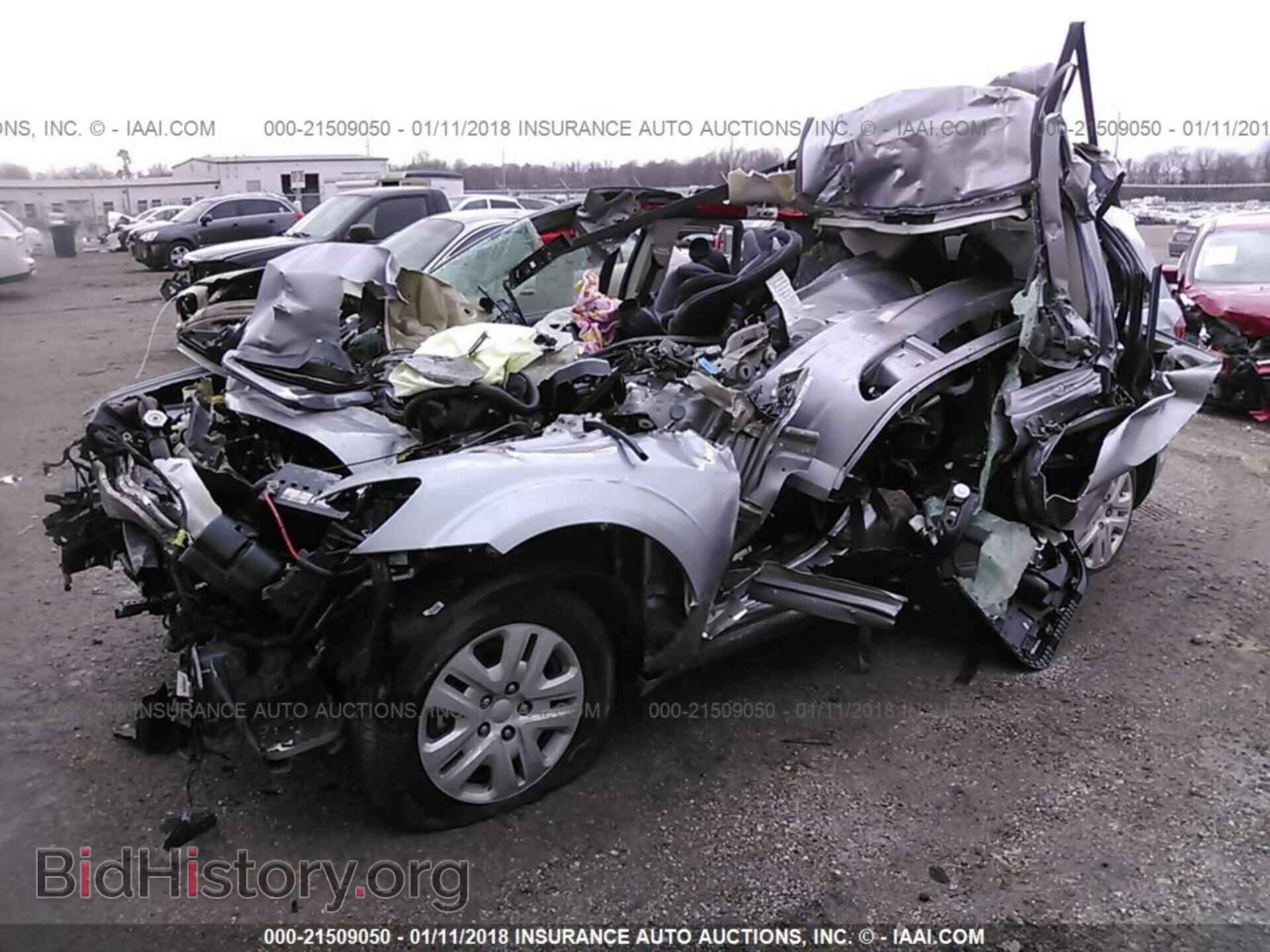 2017 Dodge Journey - VIN: 3C4PDCAB9HT527277 - Photo 2