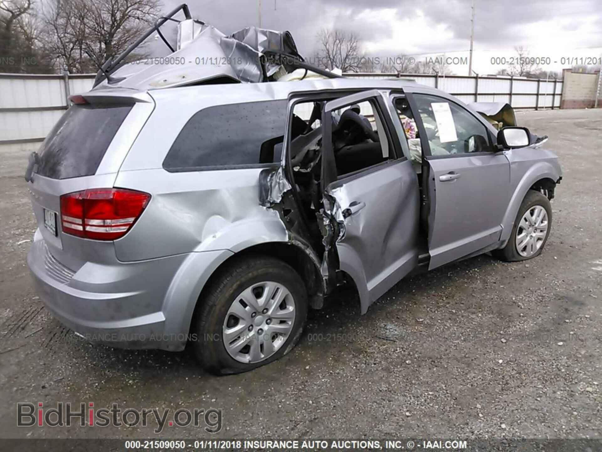 2017 Dodge Journey - VIN: 3C4PDCAB9HT527277 - Photo 4