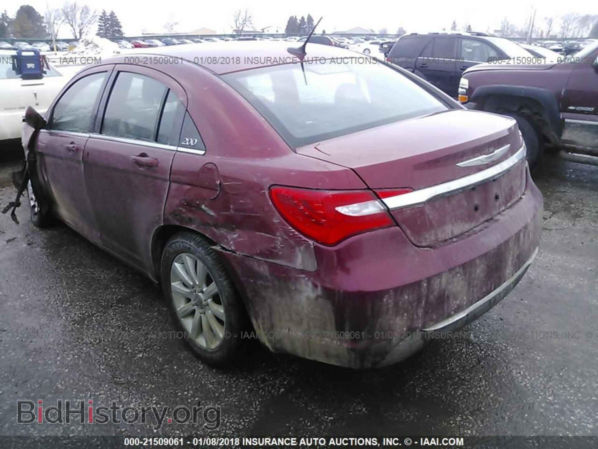 2014 Chrysler 200 - VIN: 1C3CCBAB9EN208294 - Фото 3