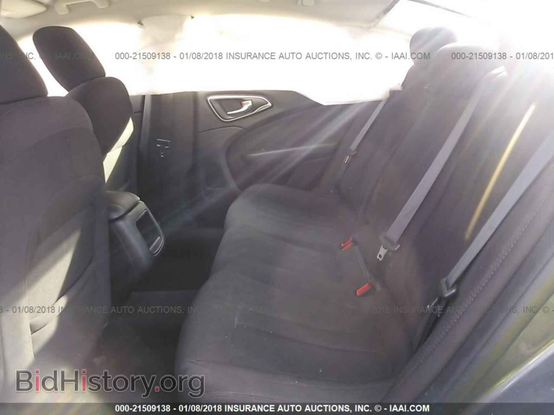 2015 Chrysler 200 - VIN: 1C3CCCAB9FN726266 - Photo 8
