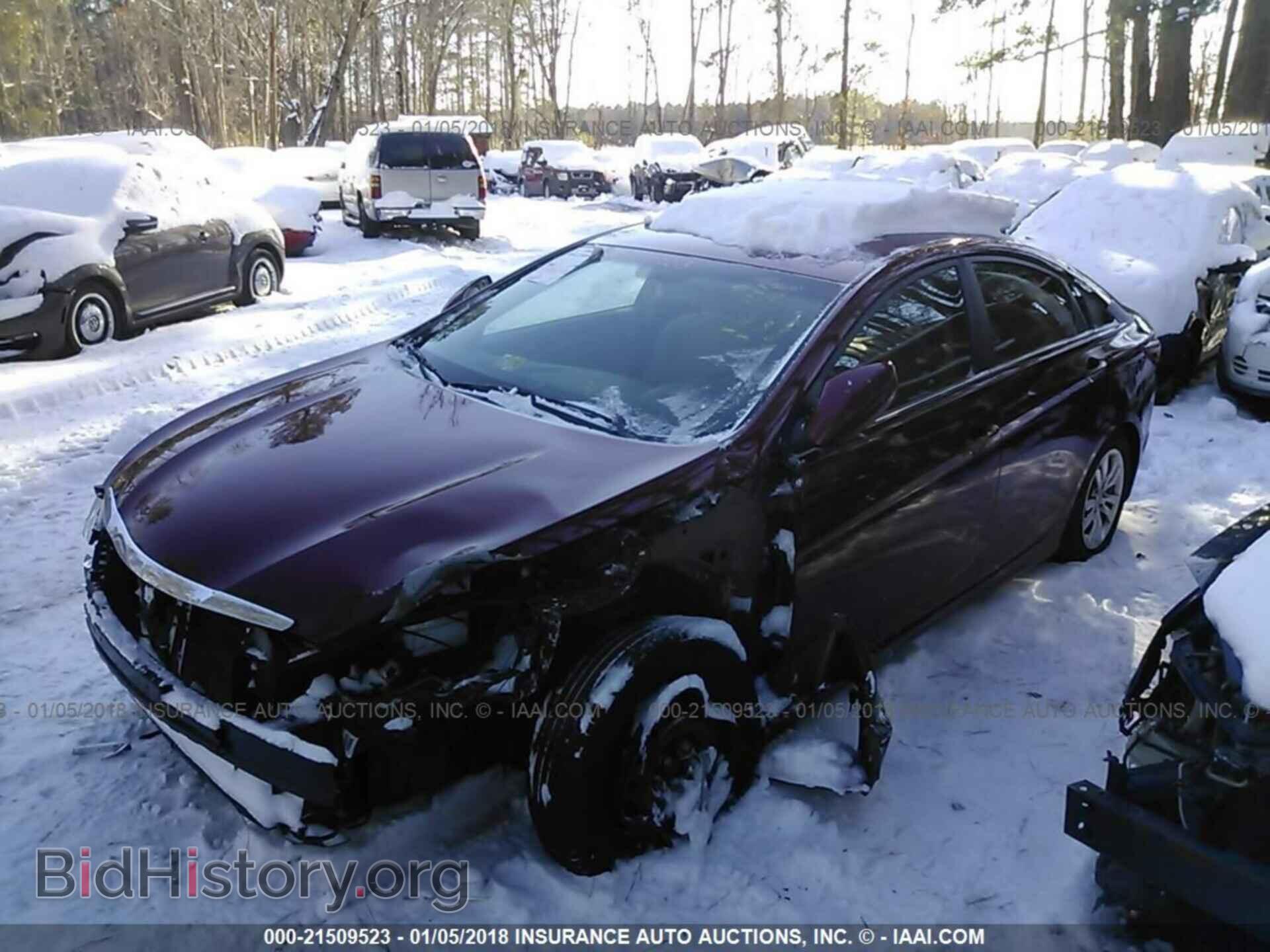 2012 Hyundai Sonata - VIN: 5NPEB4AC9CH336883 - Фото 2